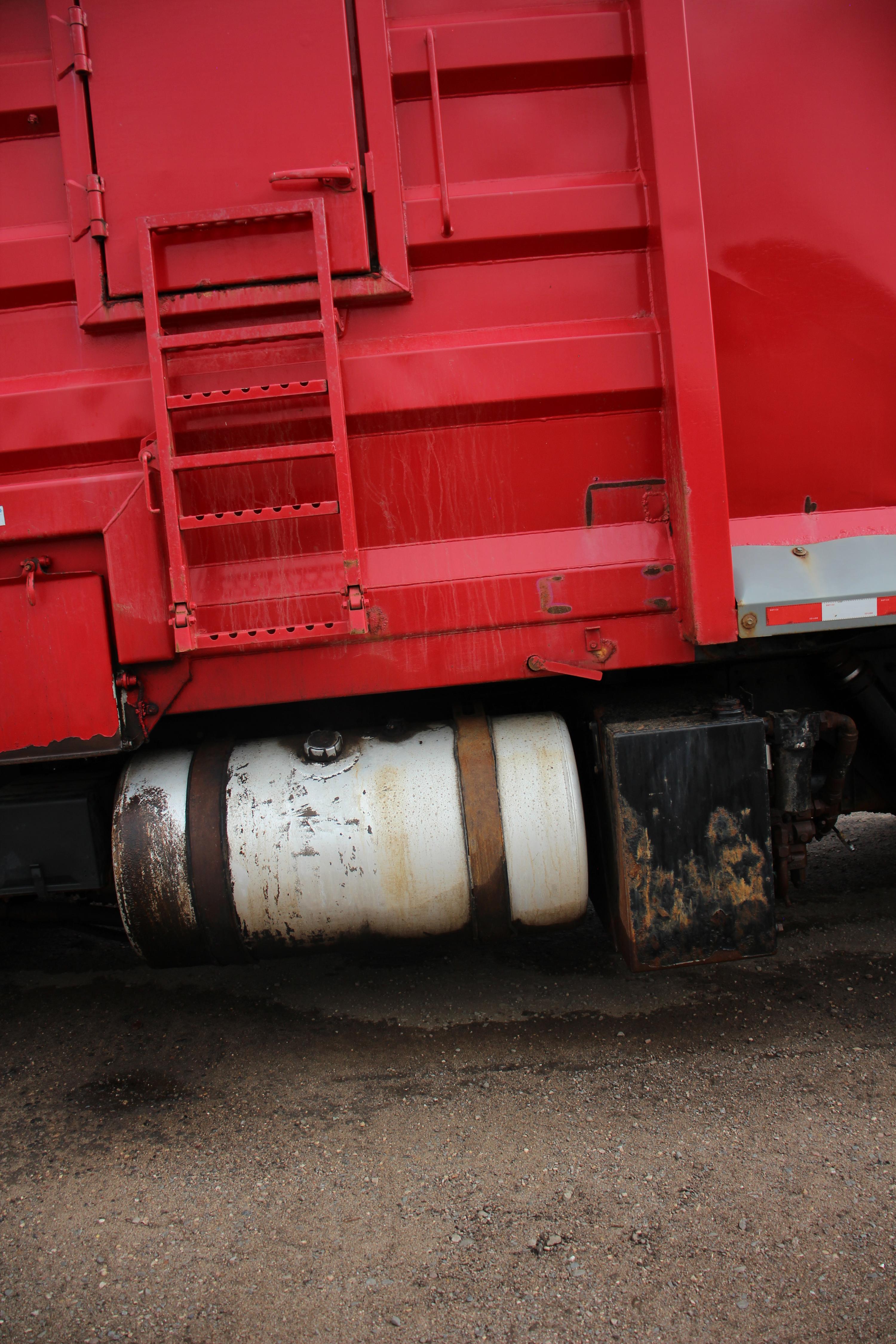 2008 McNeilus Automated Side Loader - image 17