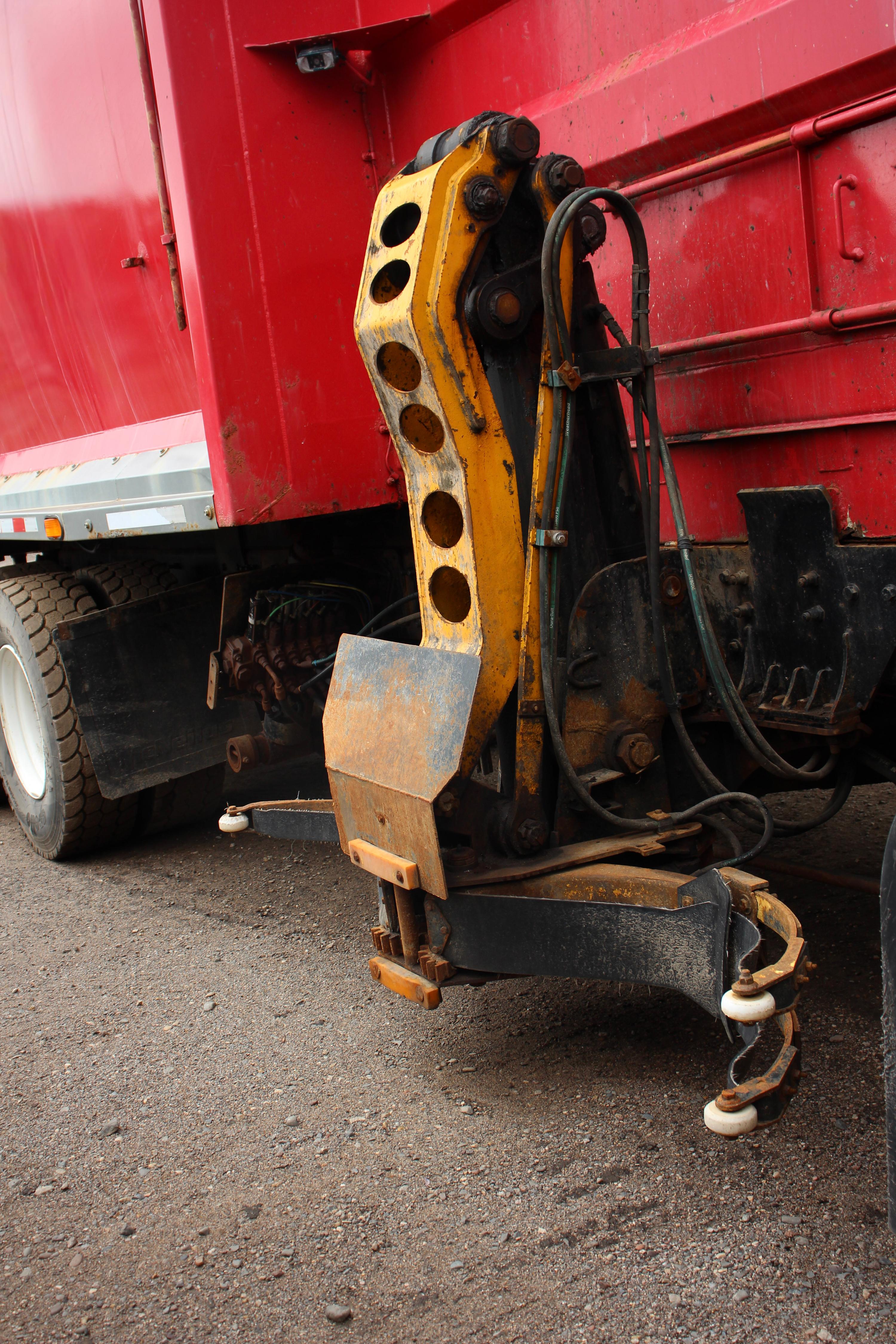 2008 McNeilus Automated Side Loader - image 18