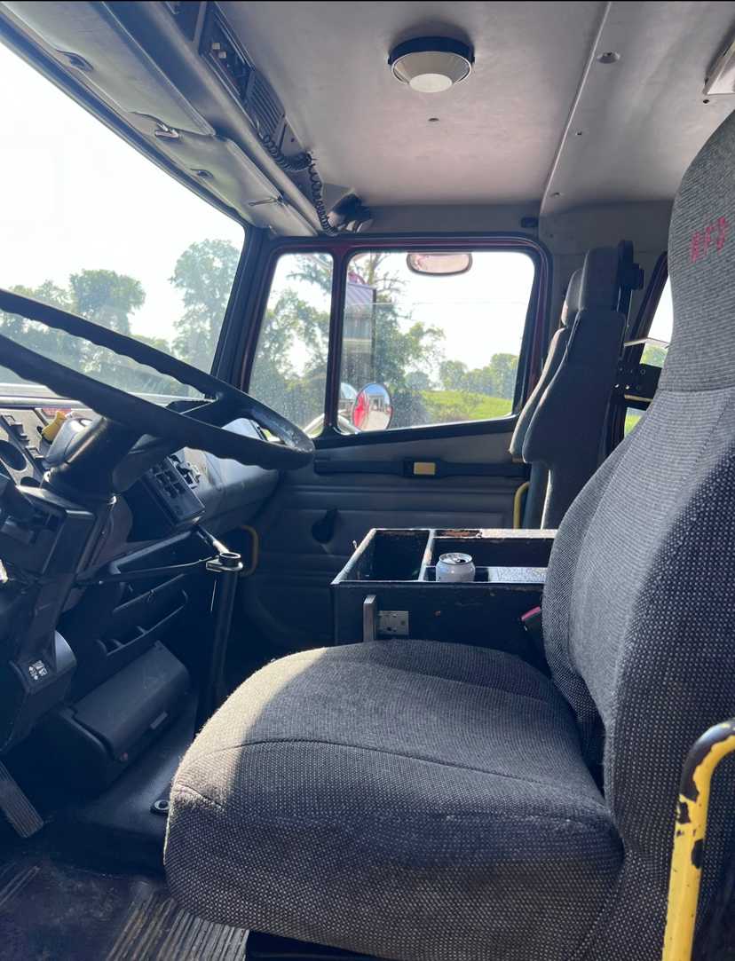 2000 KME Freightliner Pumper — photo 6