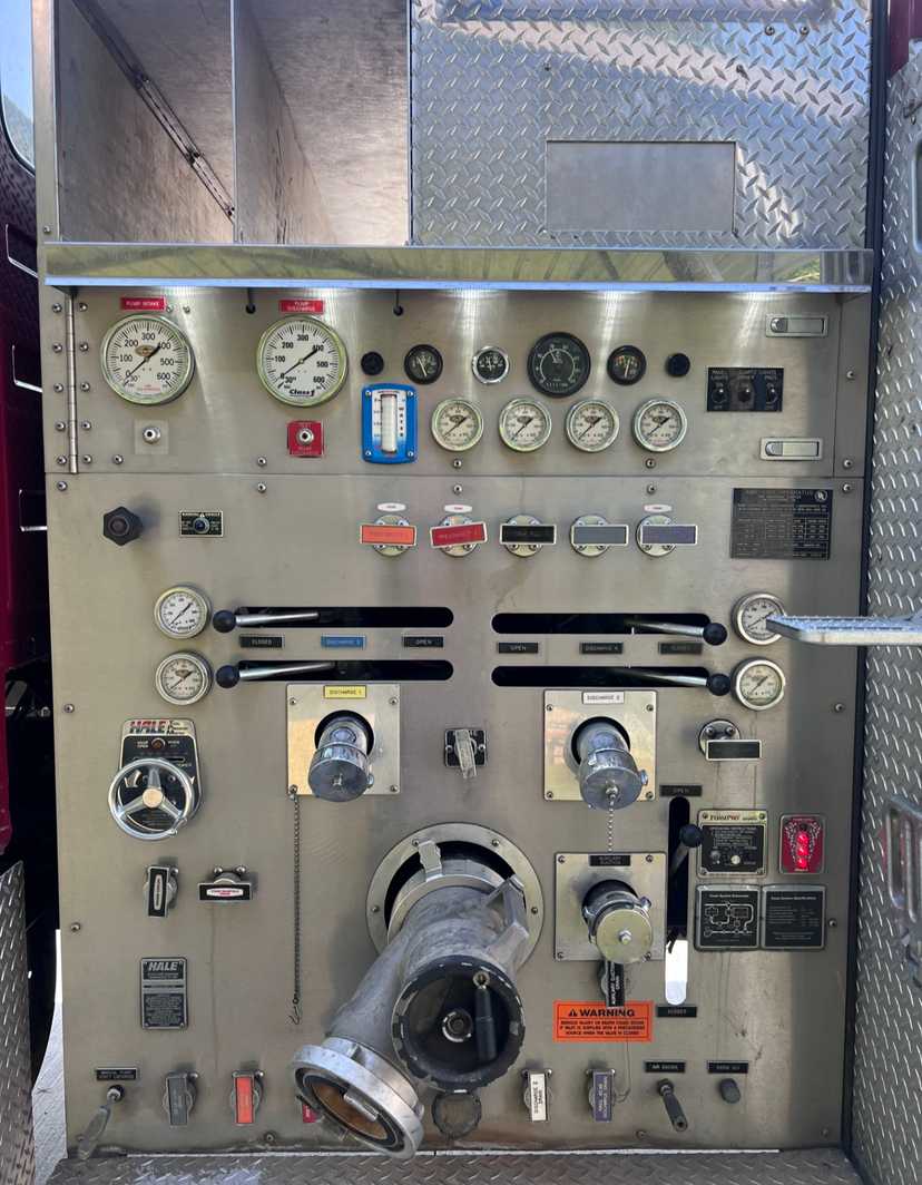 2000 KME Freightliner Pumper — photo 8