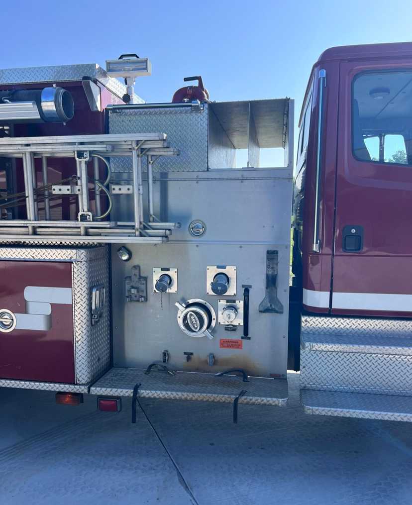 2000 KME Freightliner Pumper — photo 4