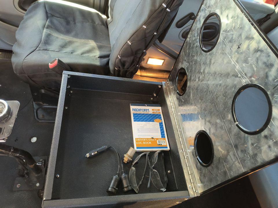 2006 International 7400 4x4 - image 11