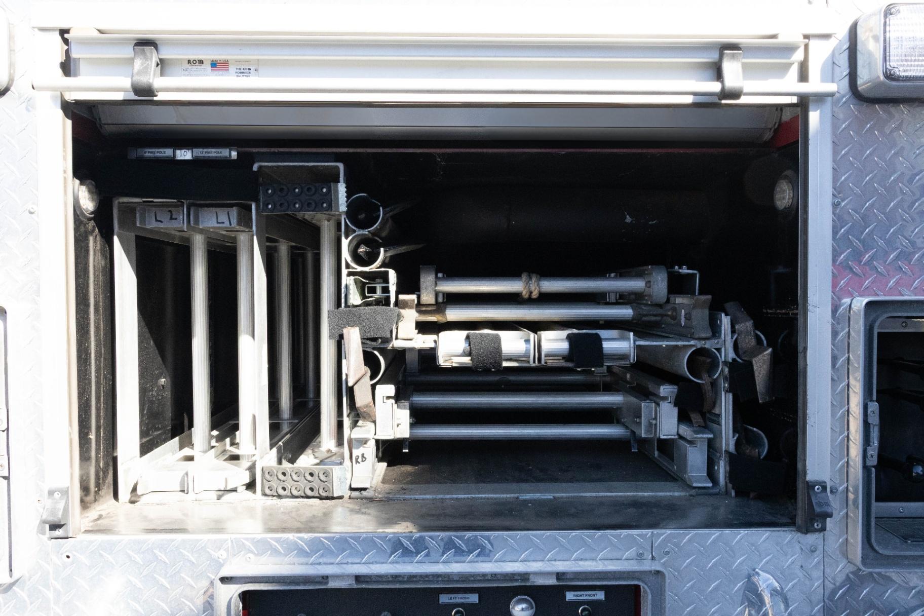 2001 Smeal HME 105' Aerial - image 15