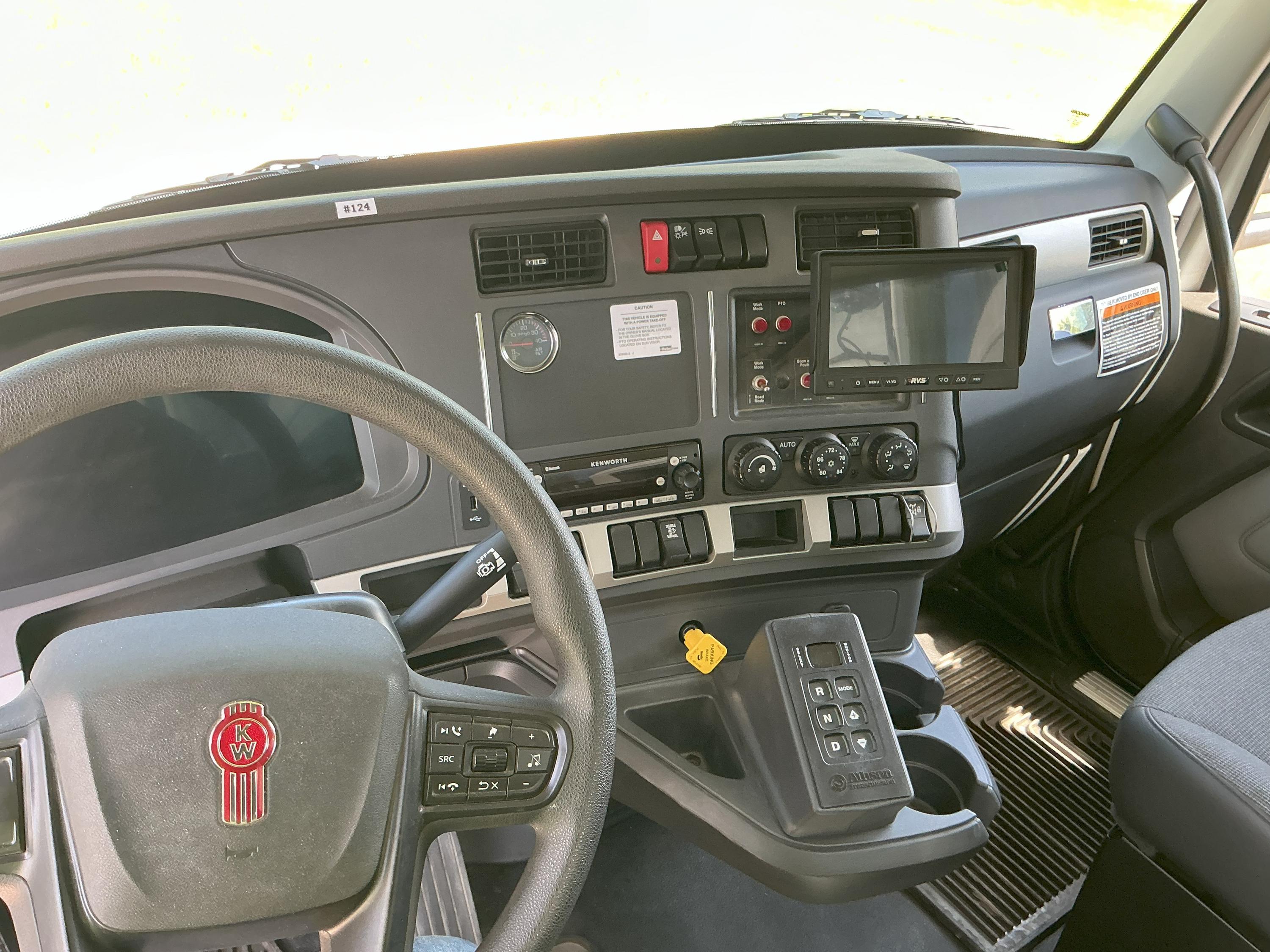 2025 Kenworth Guzzler Hydrovac - image 8