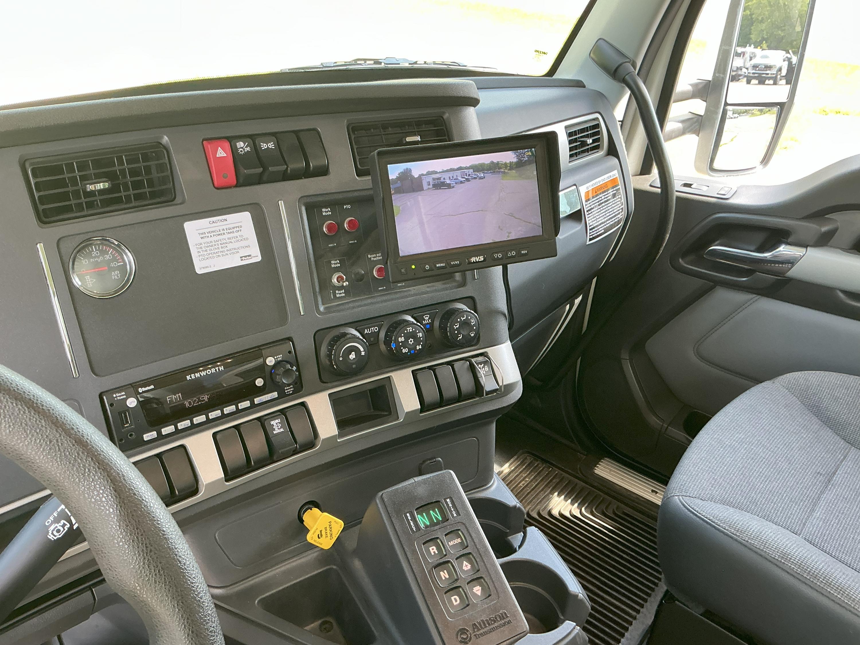 2025 Kenworth Guzzler Hydrovac - image 13