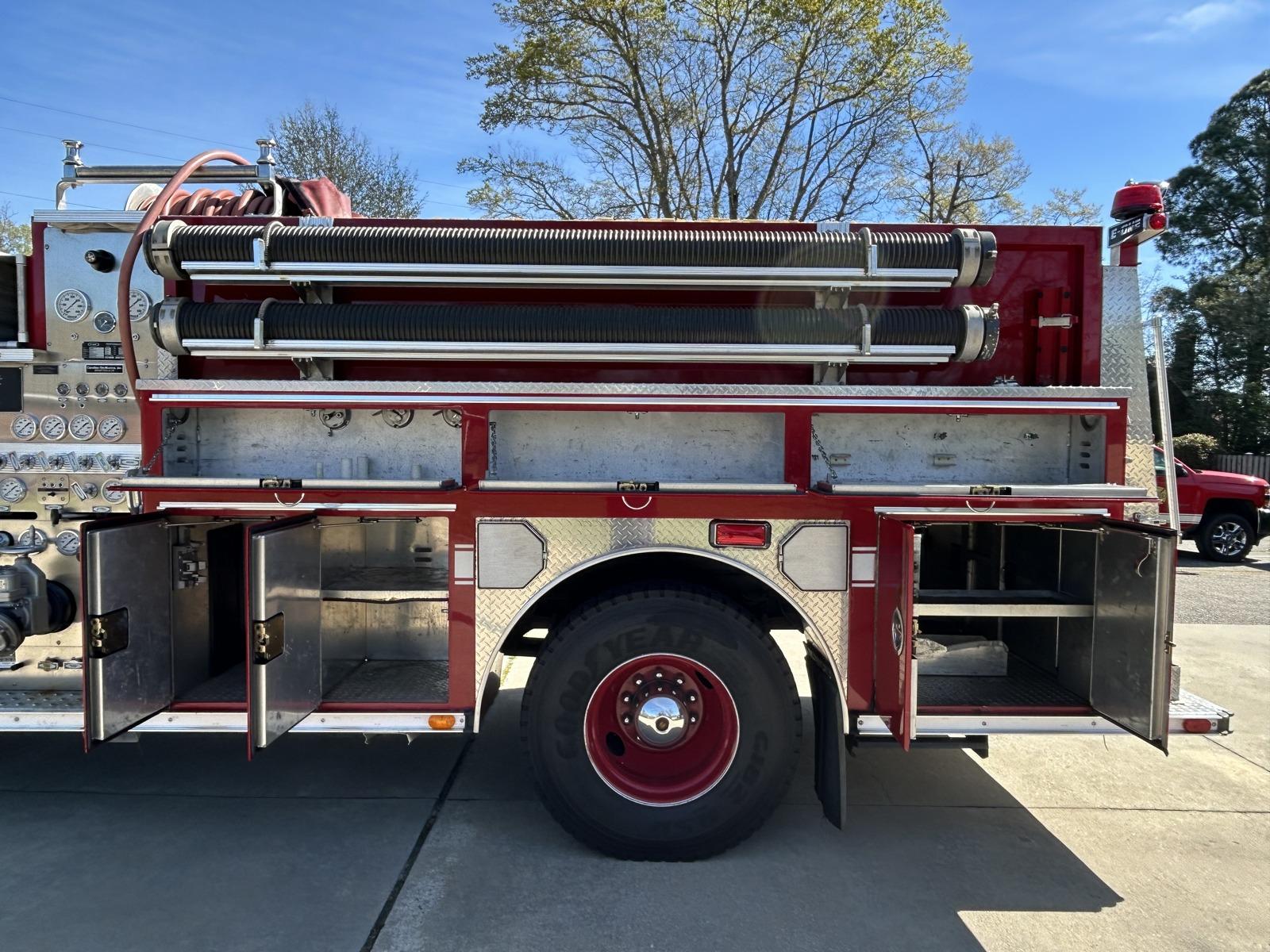 1995 E-One International Pumper - image 12