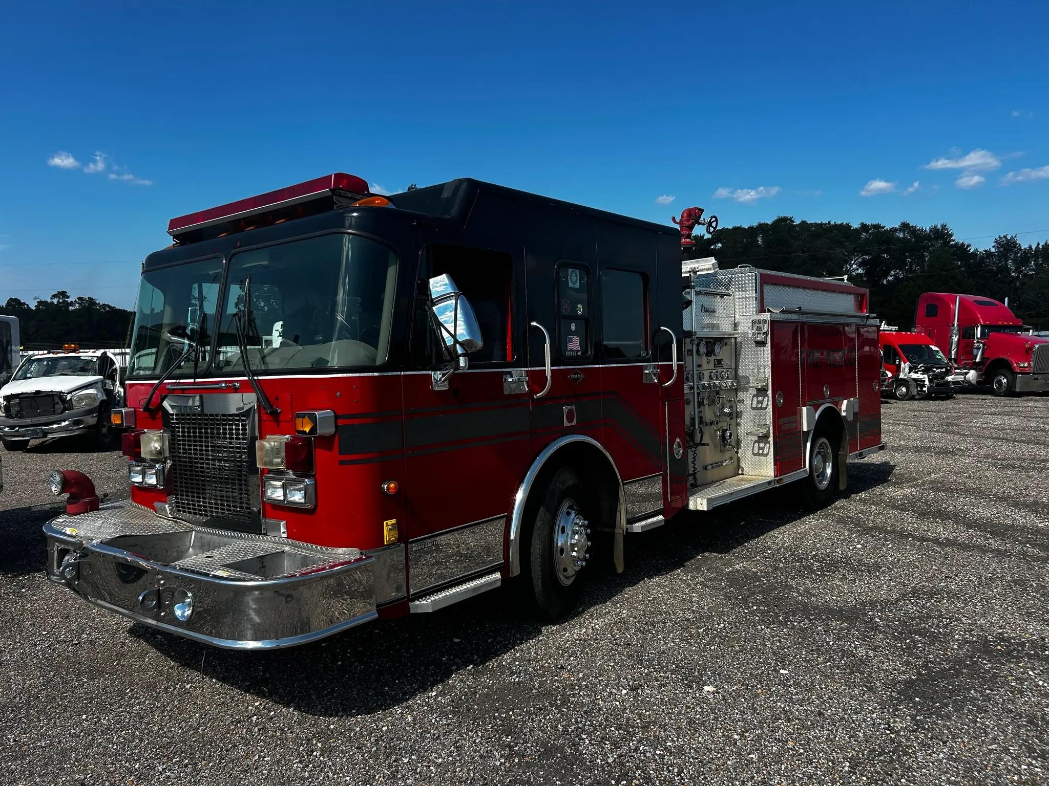 2001 Central States Pumper Fire Truck - image 3