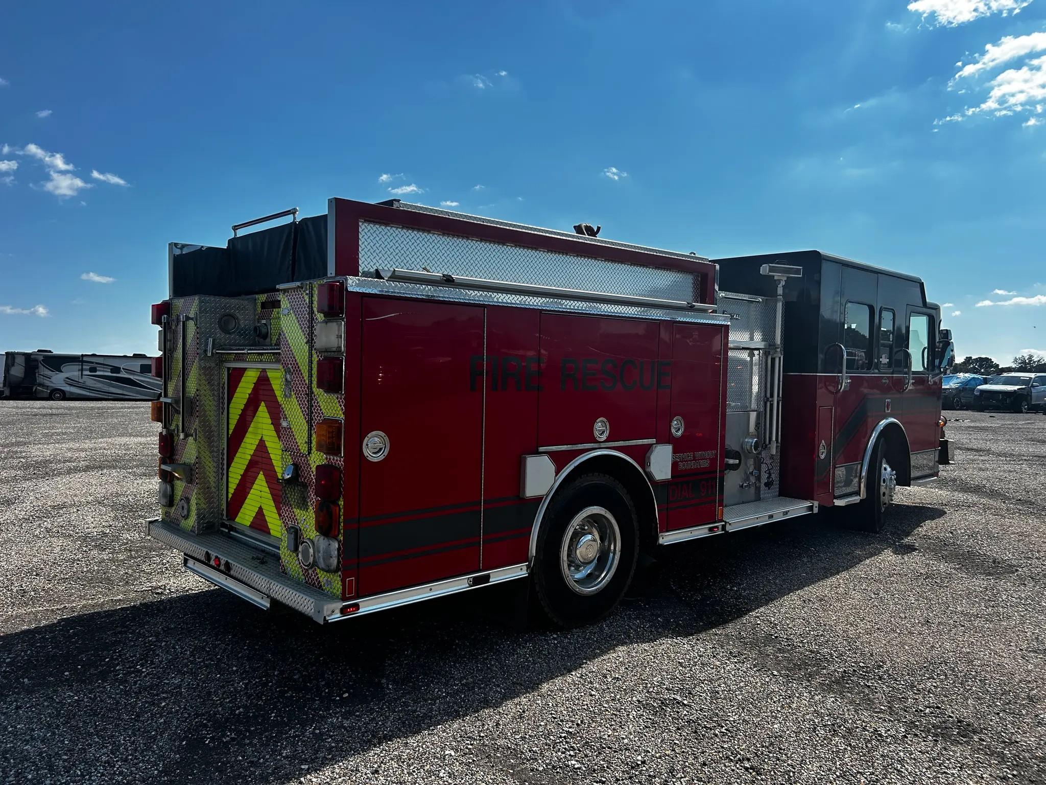 2001 Central States Pumper Fire Truck - image 7