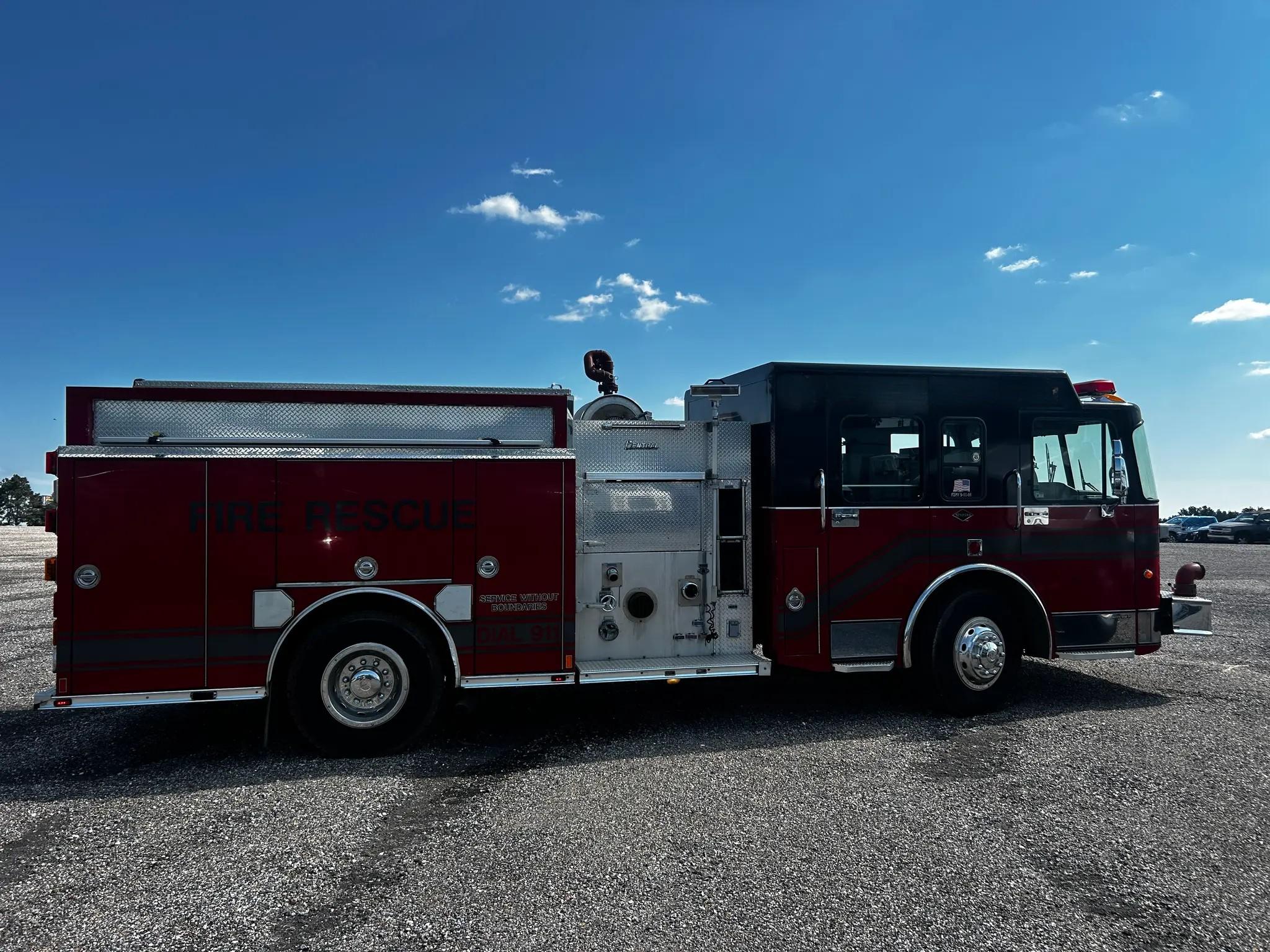 2001 Central States Pumper Fire Truck - image 8