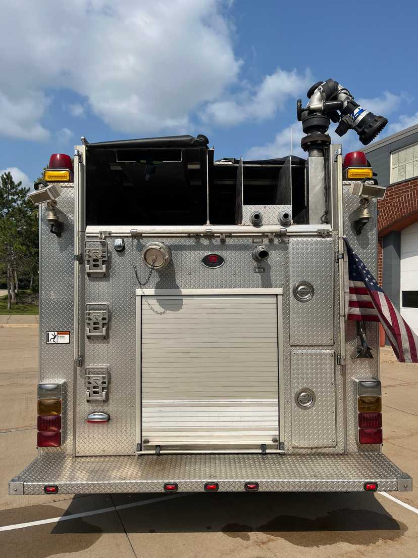 2006 Rosenbauer Spartan Pumper — photo 4