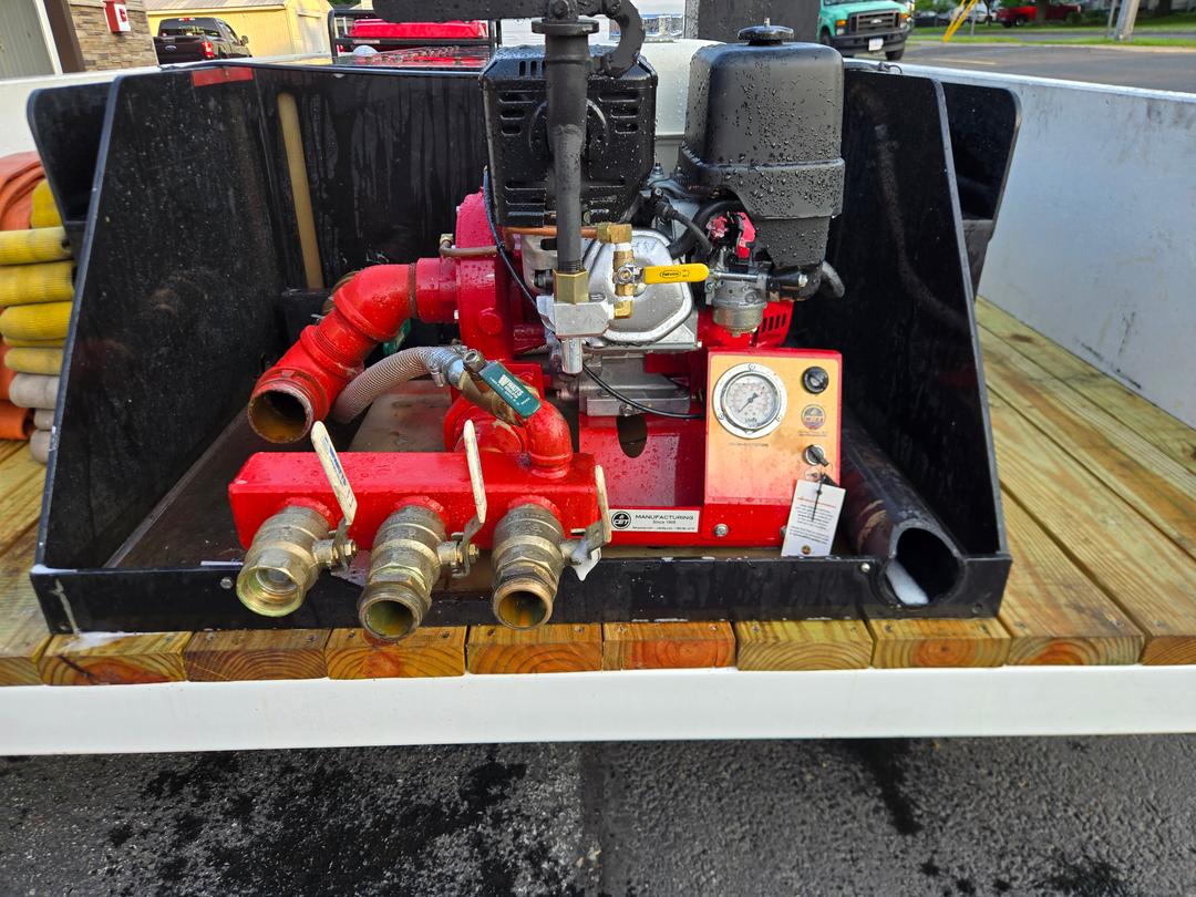 350 Gallon Skid Unit- New CET pump