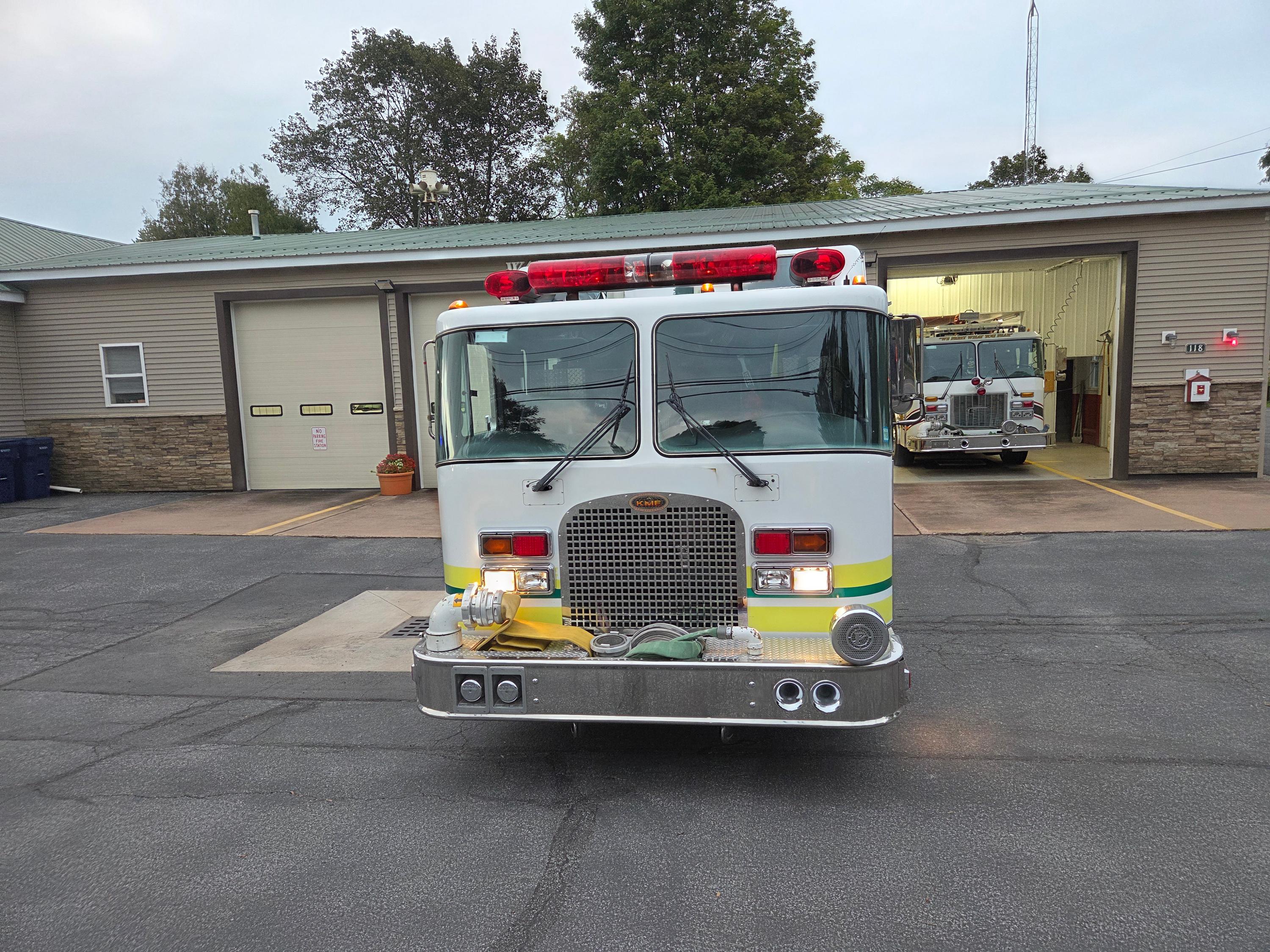 1998 KME Pumper - image 3