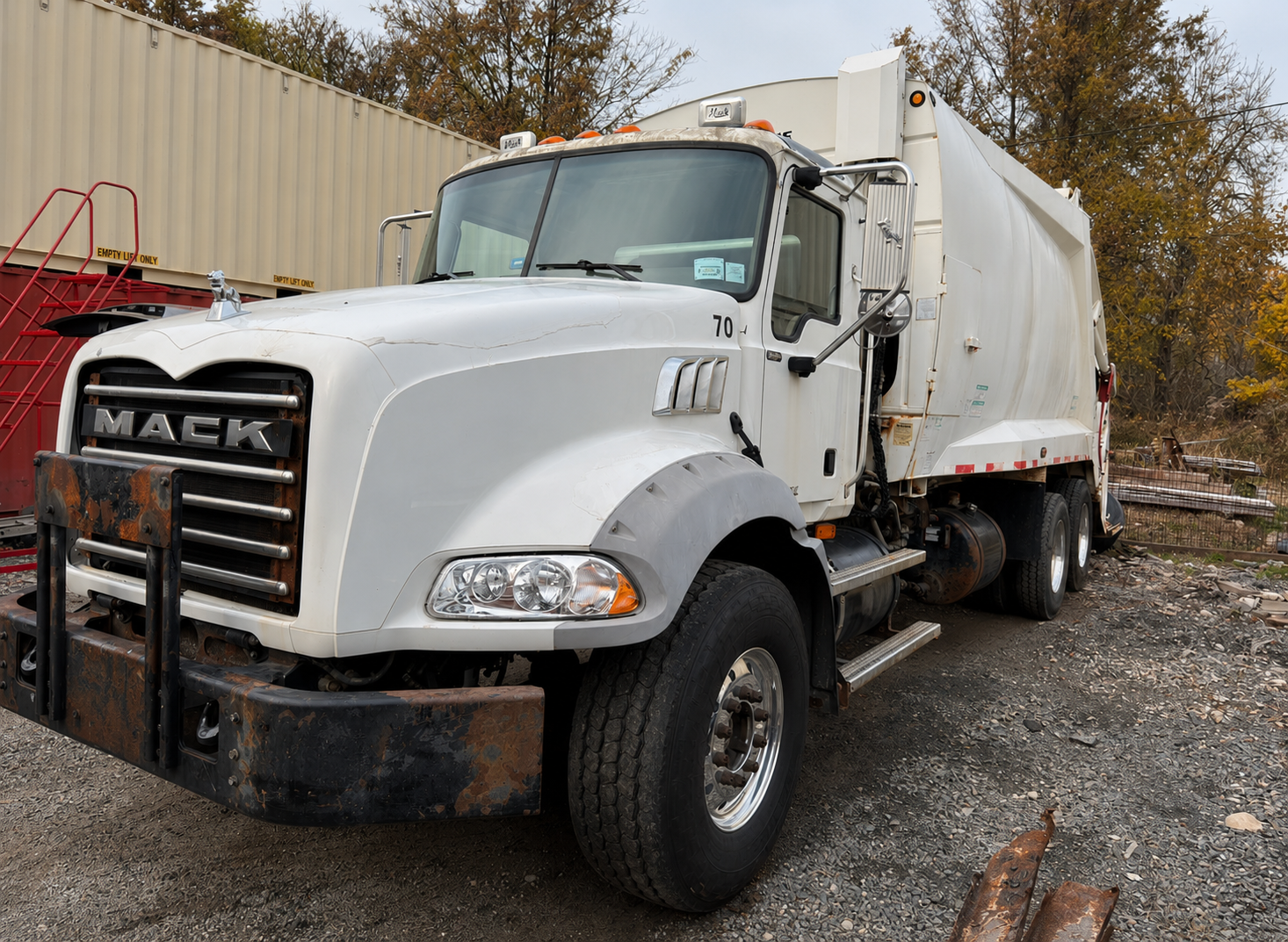 2008 Mack McNeilus Rear Loader - image 1