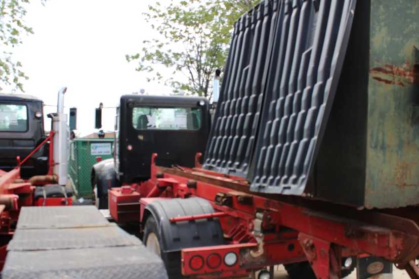 2005 Peterbilt American Roll-Off — photo 4