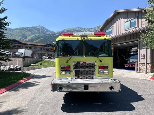 2006 Rosenbauer Pumper - image 3