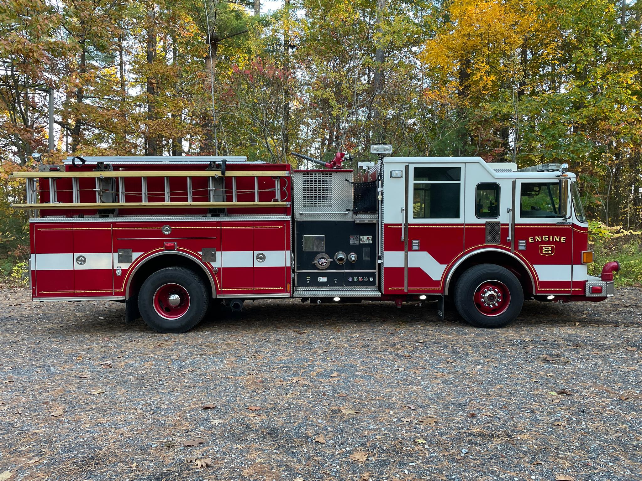 2006 Pierce Enforcer Pumper - image 2