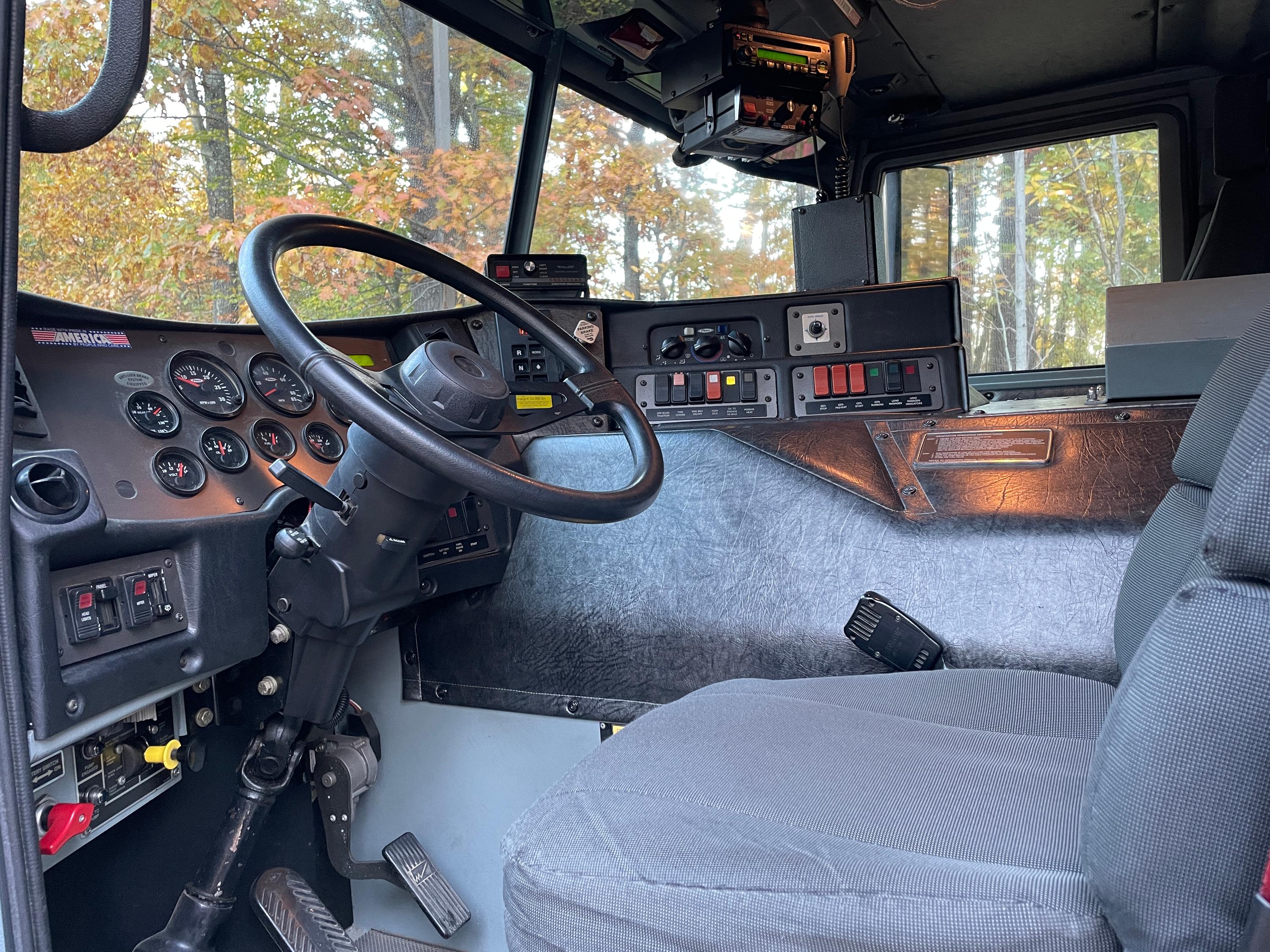 2006 Pierce Enforcer Pumper - image 9
