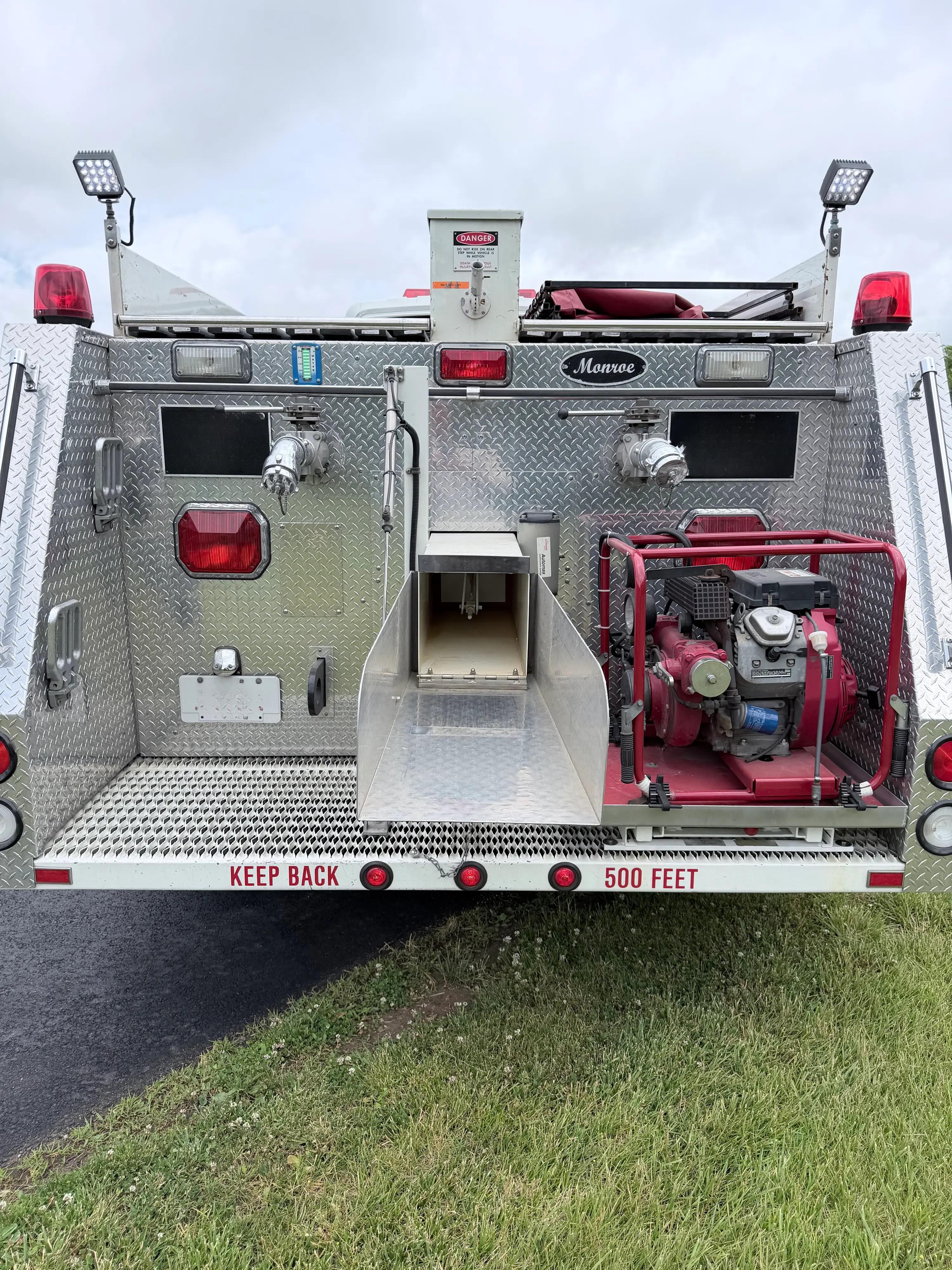 2003 International DT530 Tanker - image 14