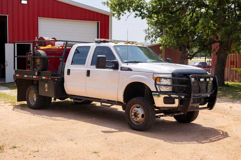 2013 AM General Ford 4x4 Brush Truck — photo 6