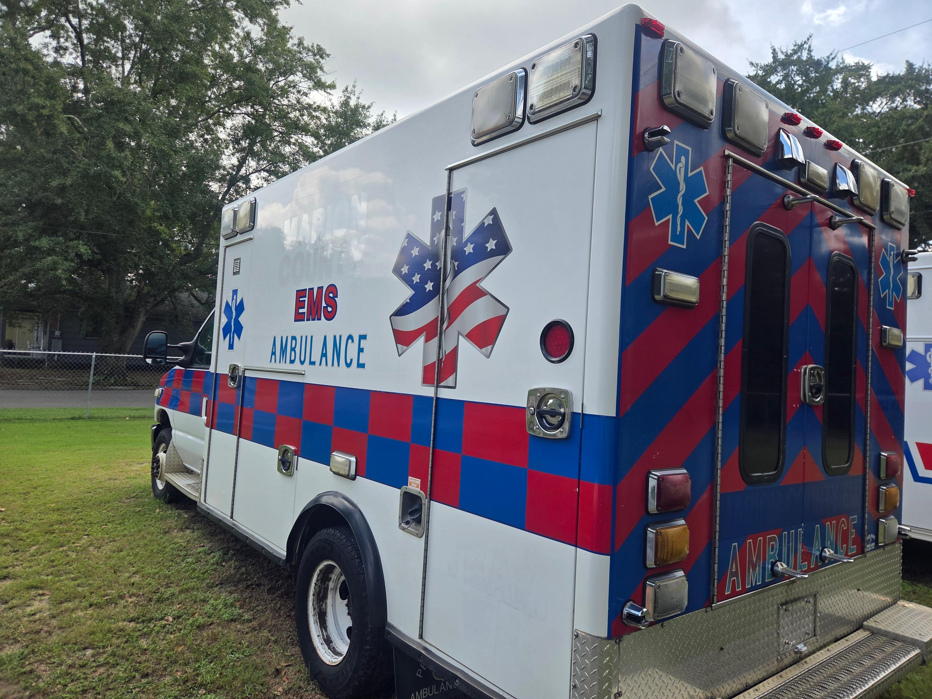 2014 Excellance Ford Type III Ambulance - image 5