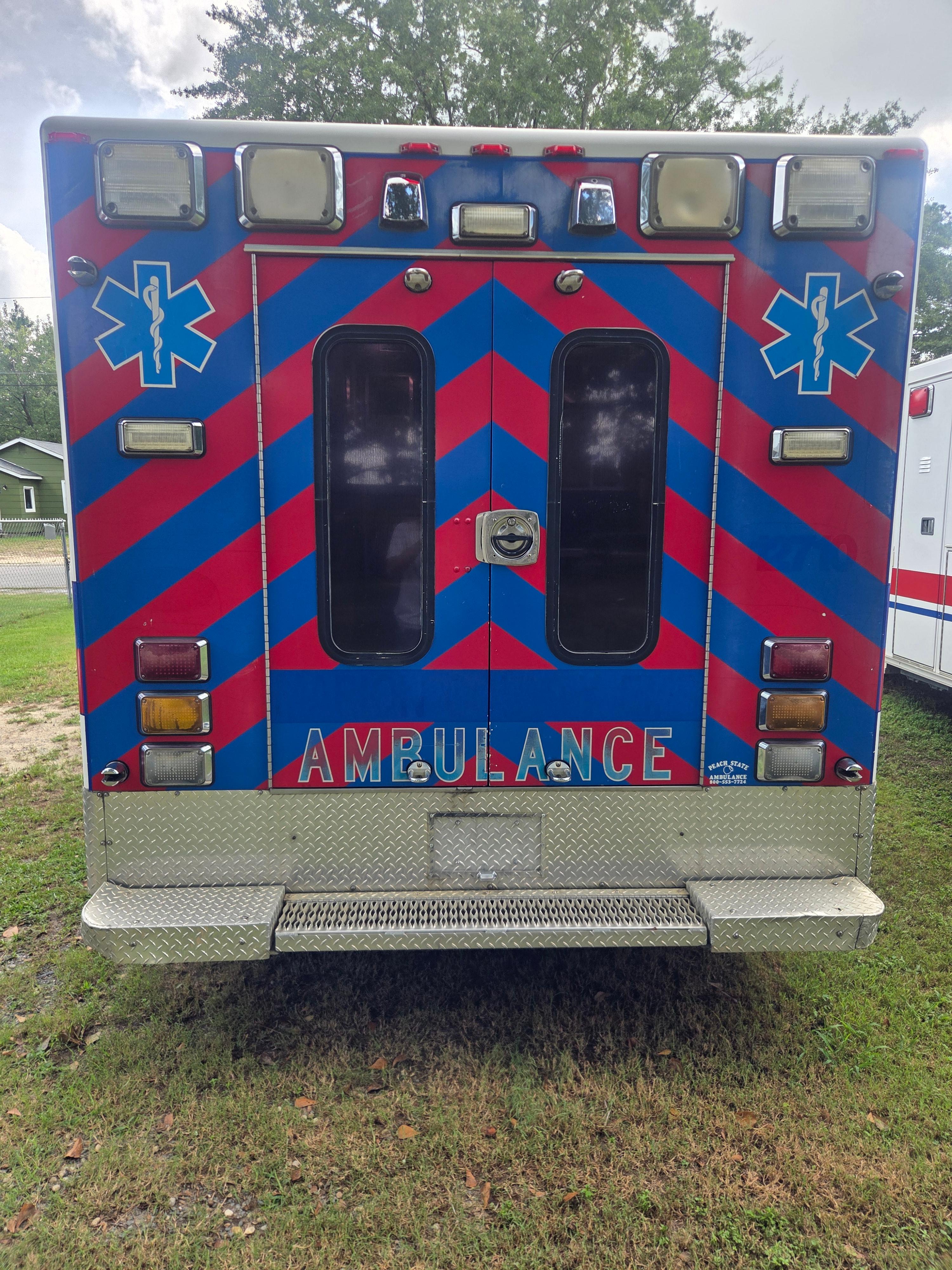2014 Excellance Ford Type III Ambulance - image 6
