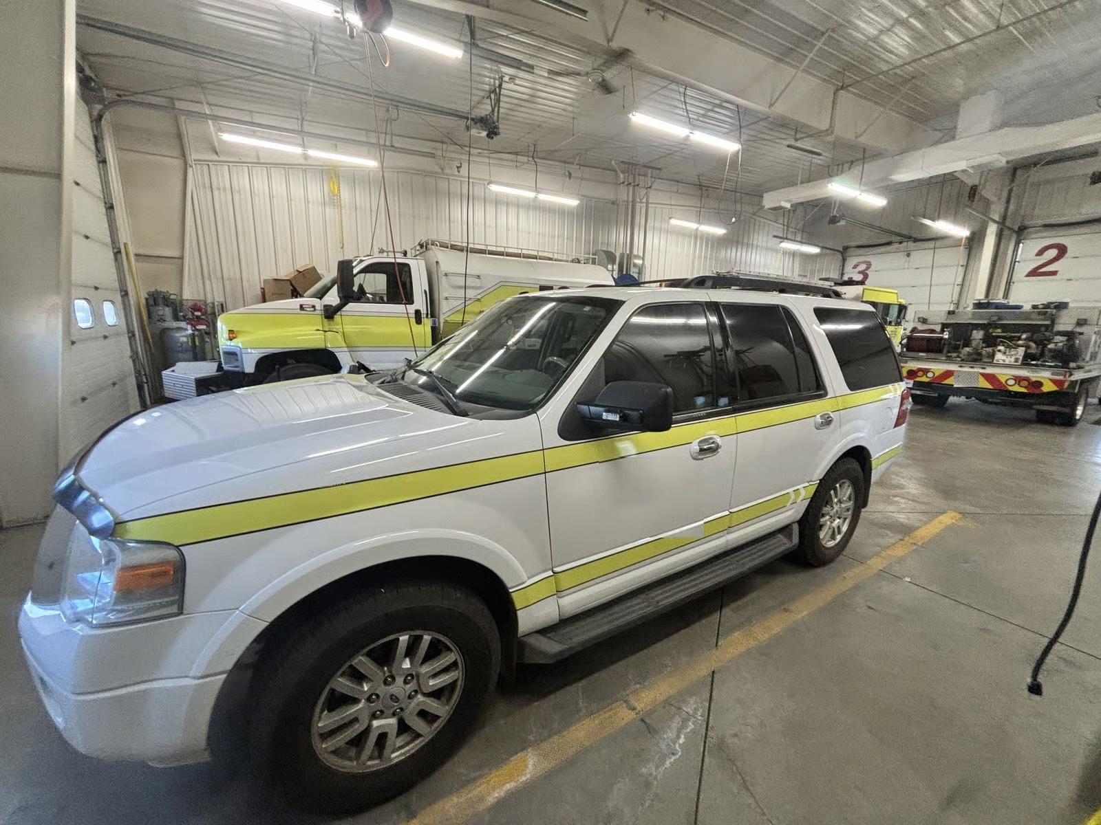 2012 Ford Expedition 4x4 Command Unit - image 2
