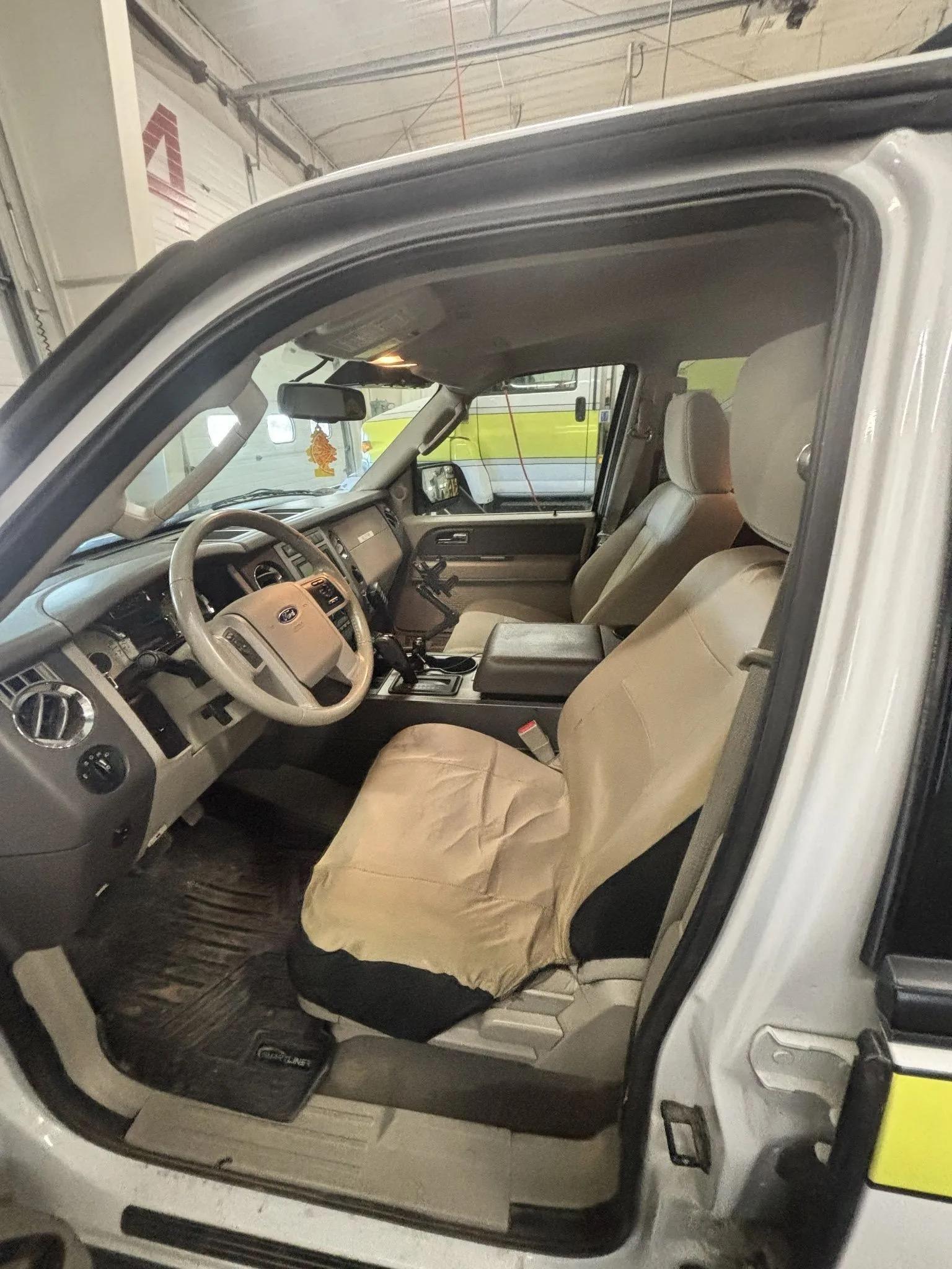2012 Ford Expedition 4x4 Command Unit - image 11