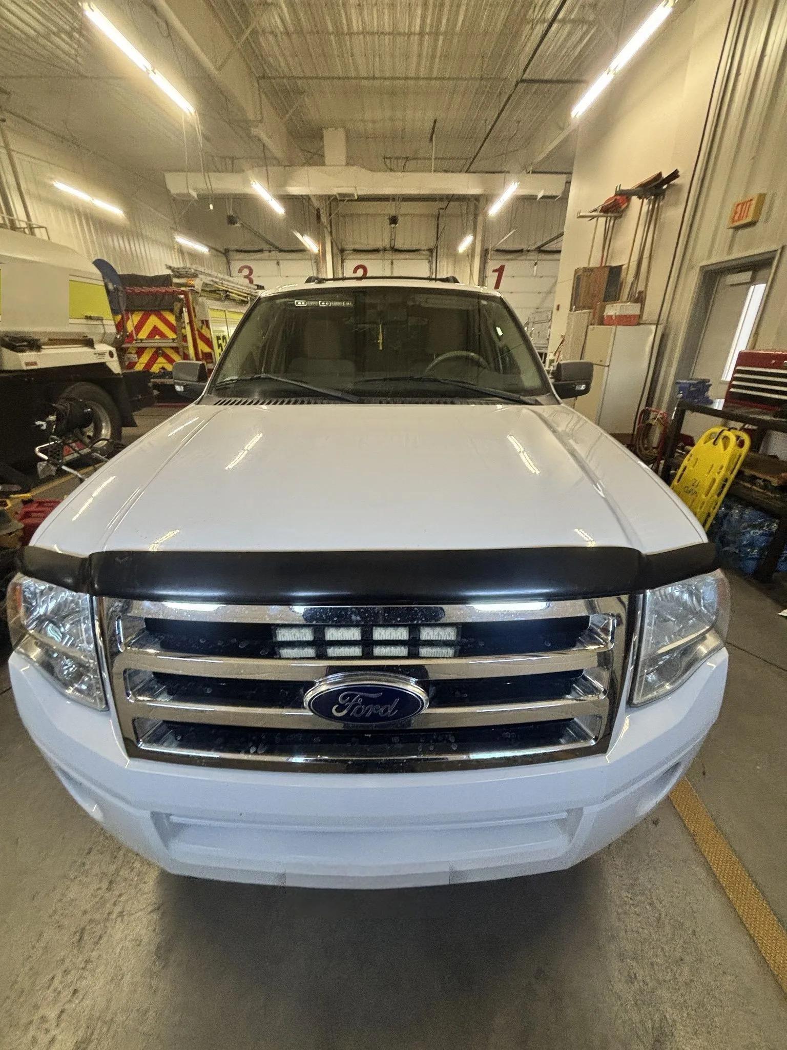 2012 Ford Expedition 4x4 Command Unit - image 4