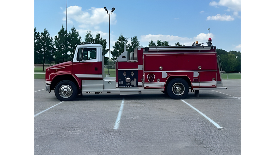 2003 Freightliner Fire Master