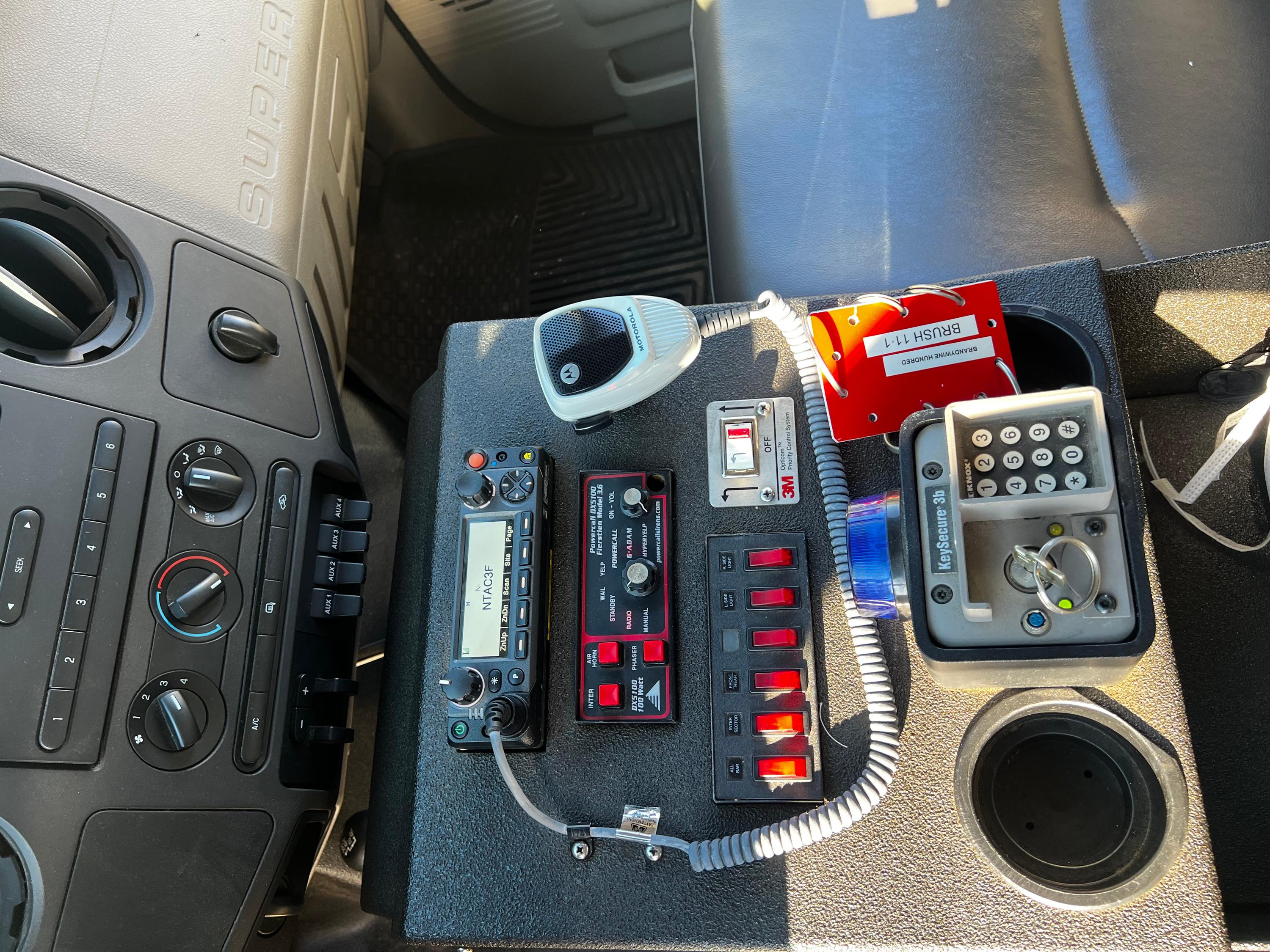 2009 Ford F-550 4x4 Brush Truck - image 3