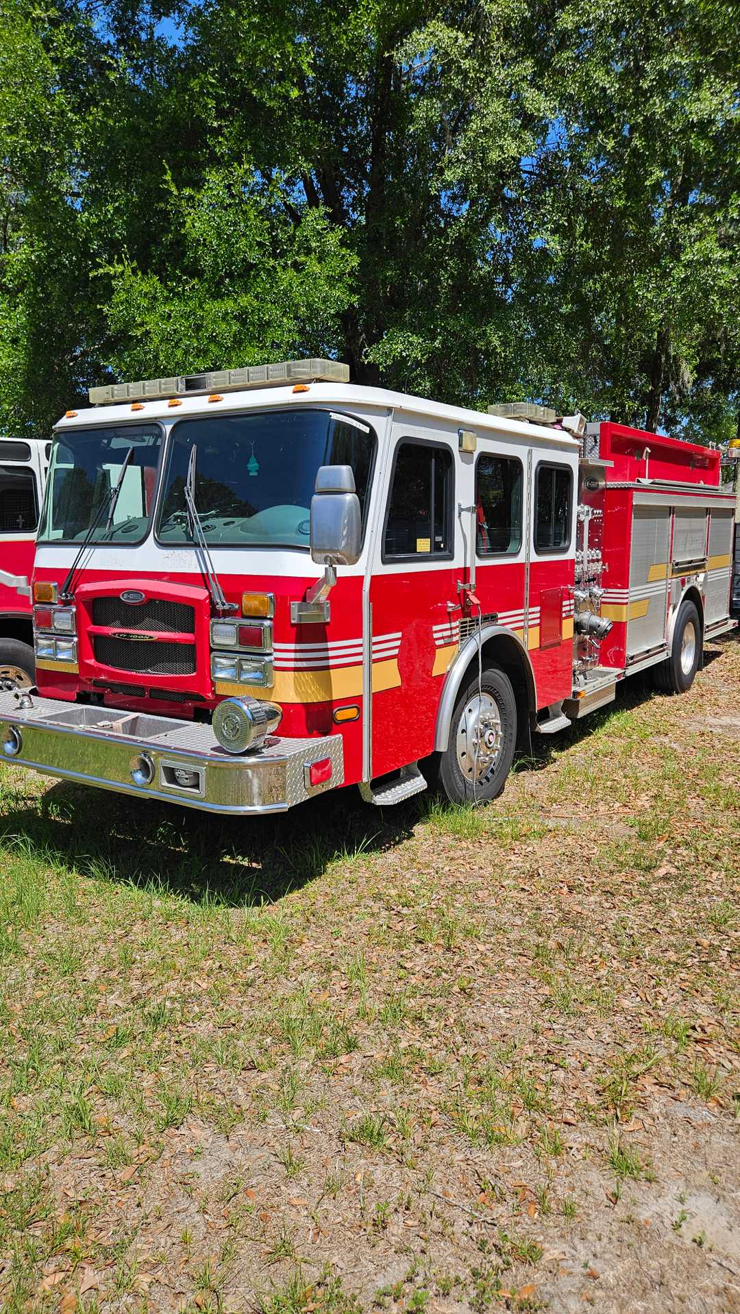 2005 E-One Pumper