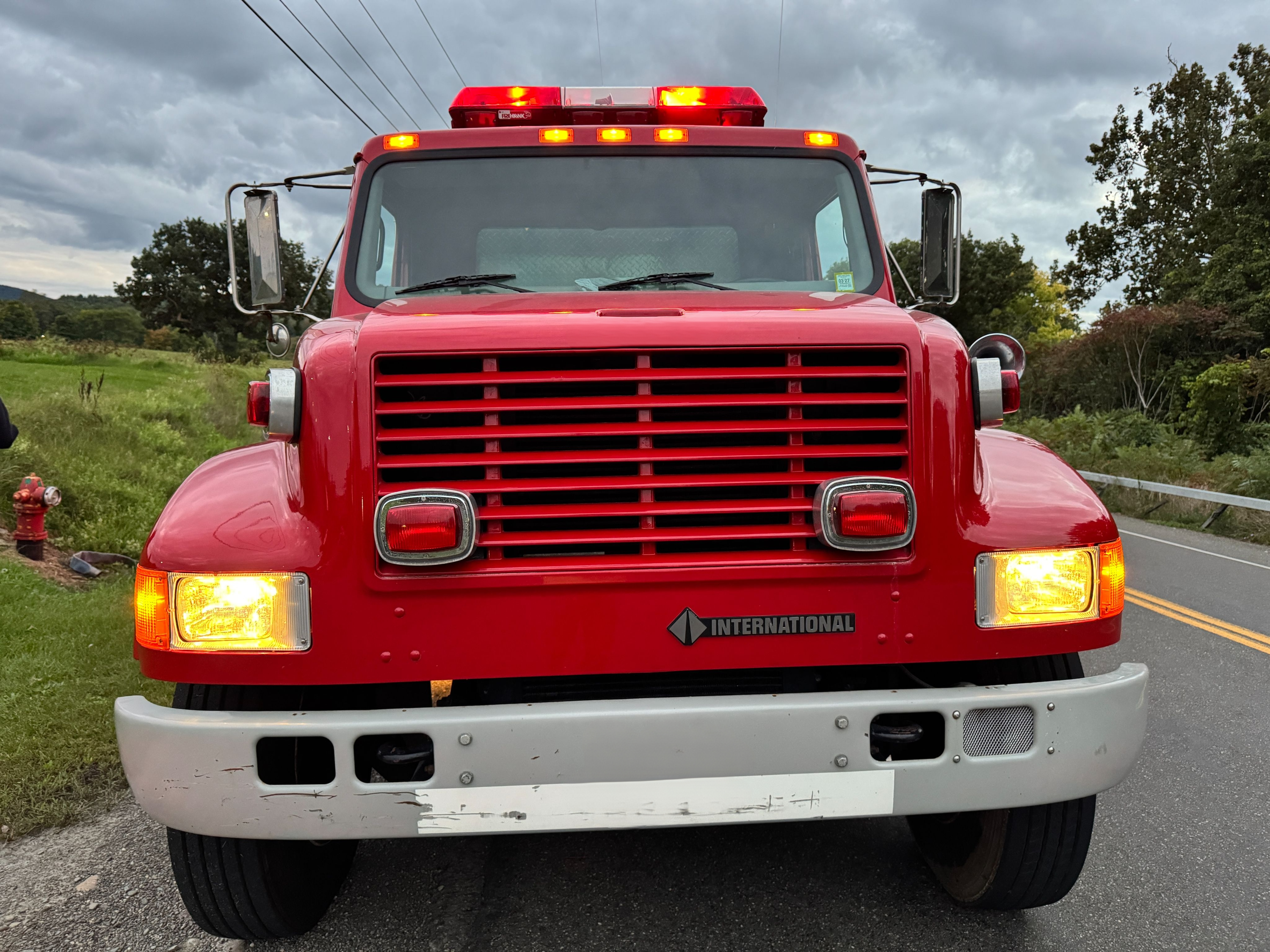 2001 E-One International Tanker - image 3