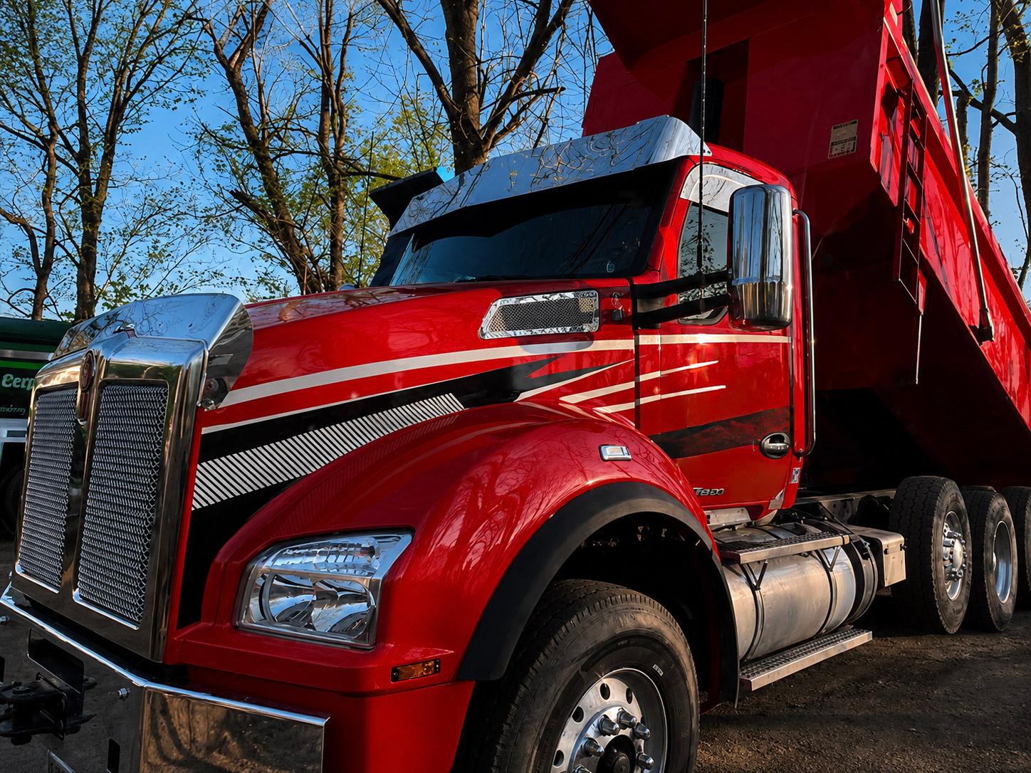 2020 Kenworth T880 Dump Truck - image 3