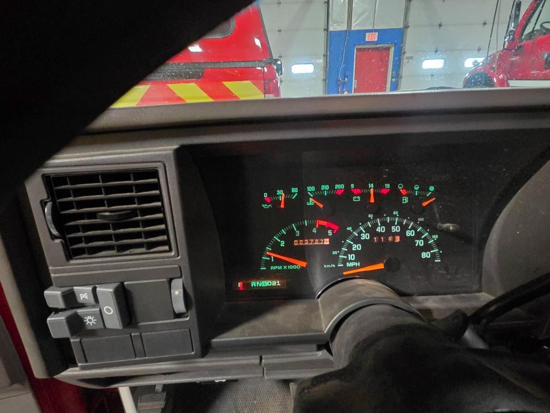1993 Chevrolet 3500 4x4 Light Rescue - image 17