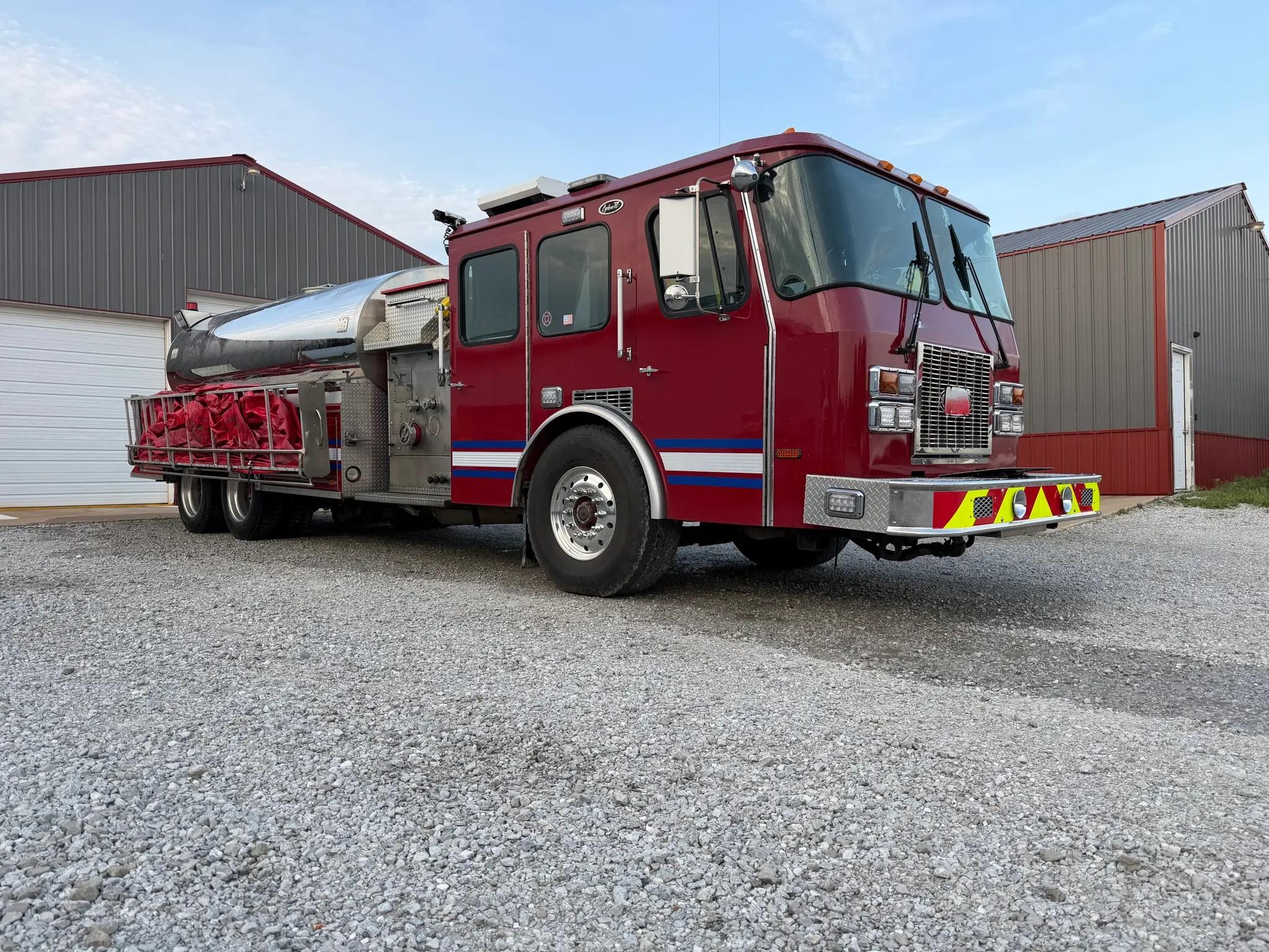 1996 E-One HME Pumper Tanker - image 9