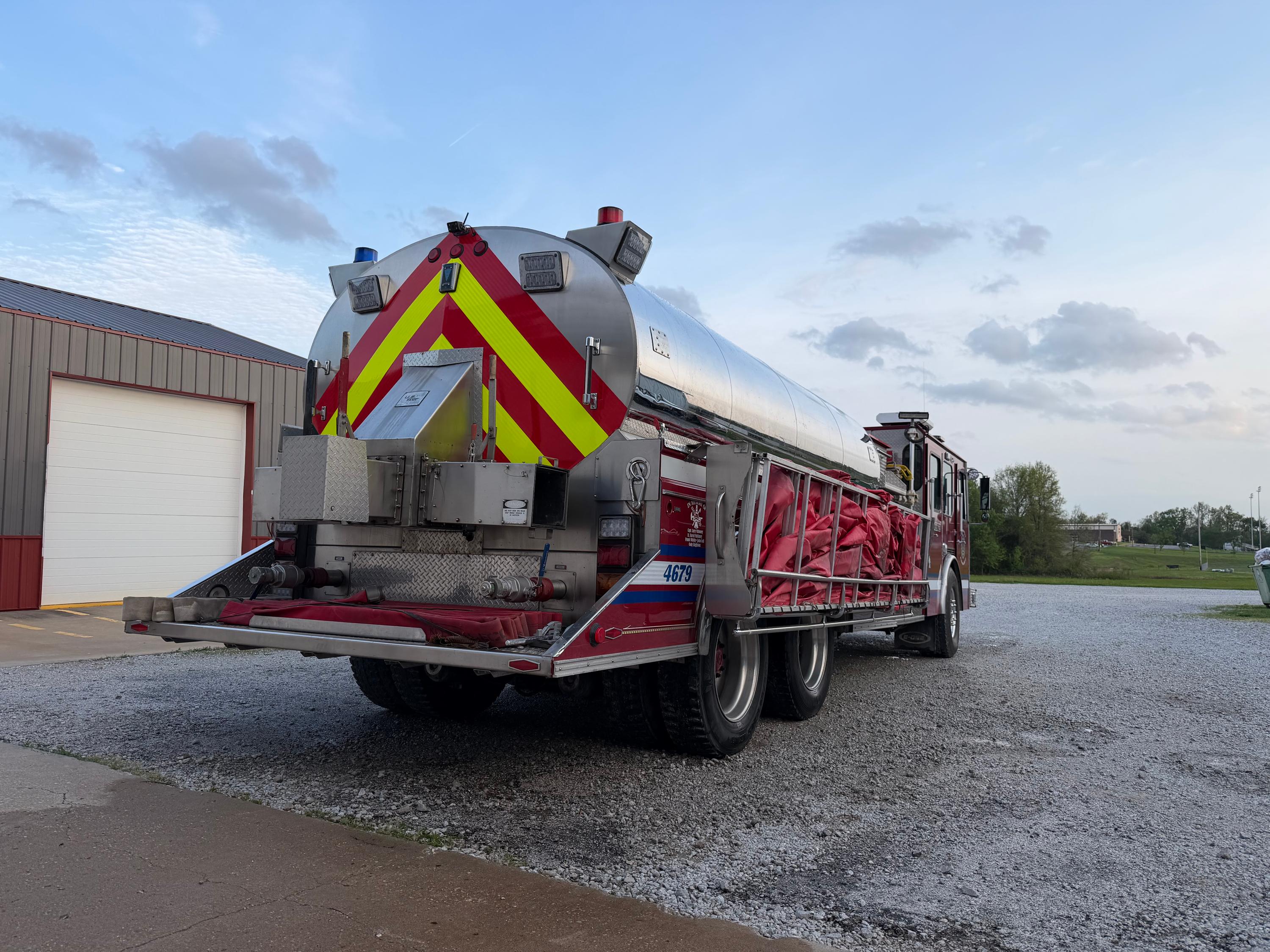1996 E-One HME Pumper Tanker - image 6