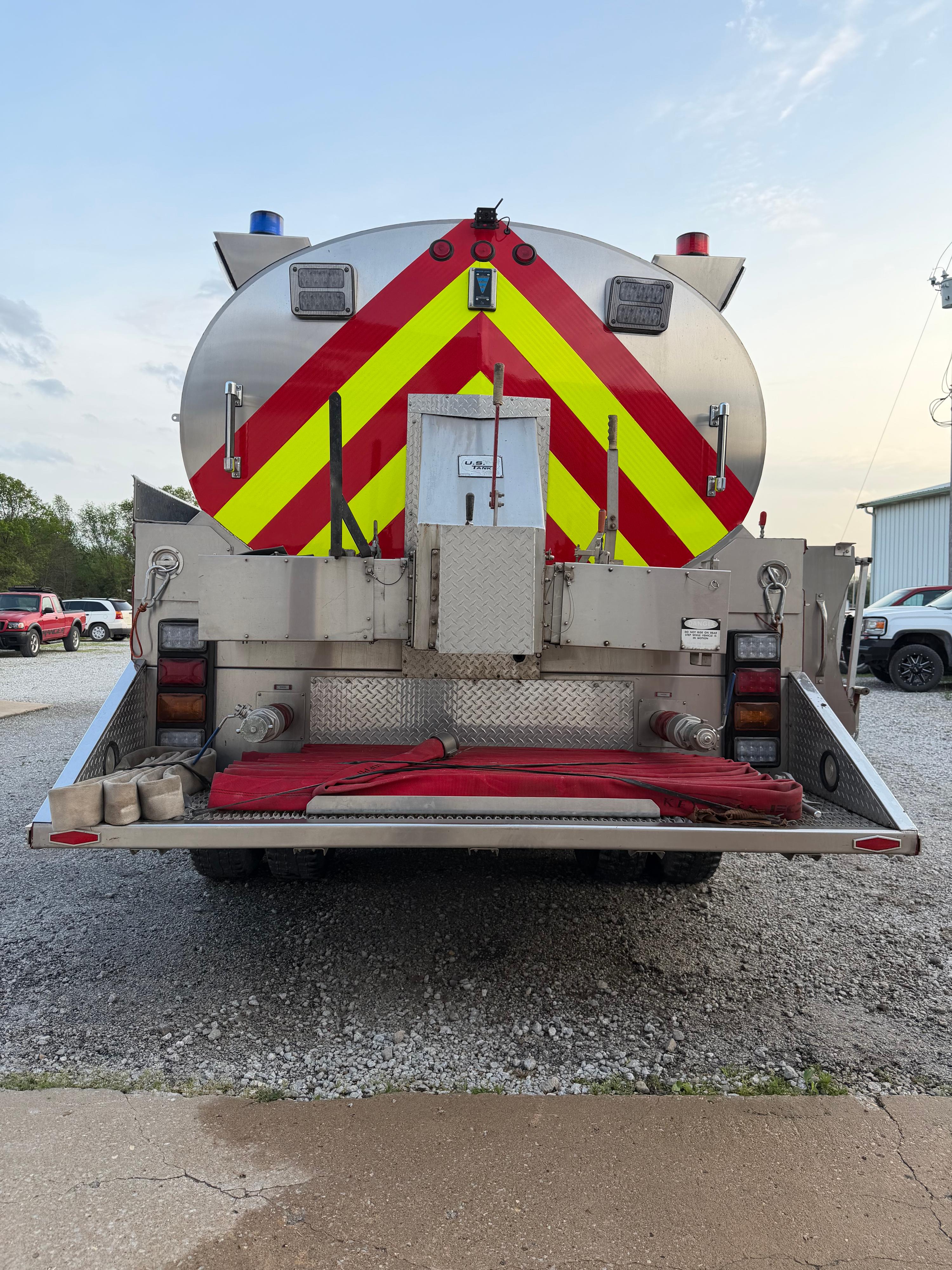 1996 E-One HME Pumper Tanker - image 5