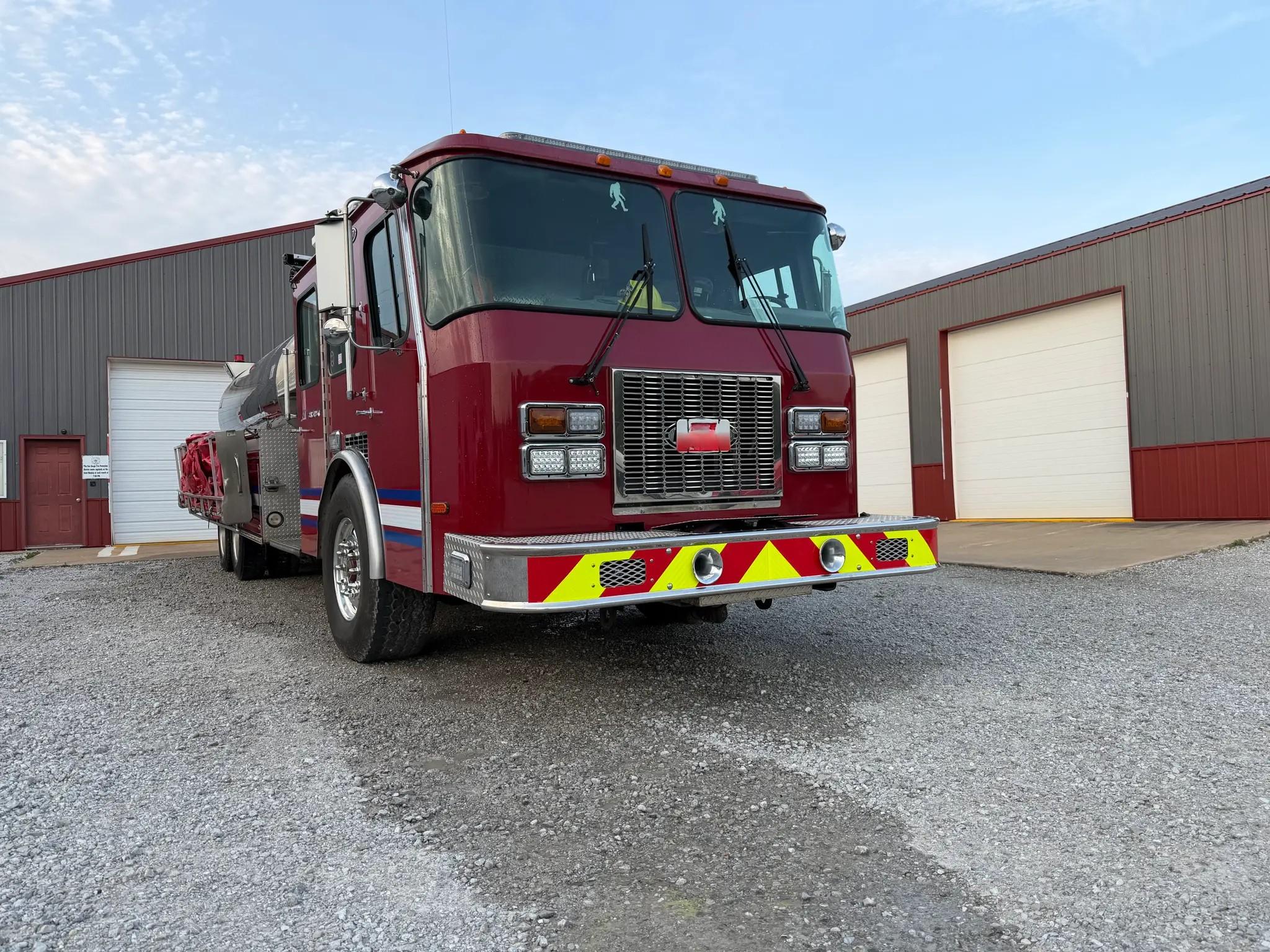 1996 E-One HME Pumper Tanker - image 10