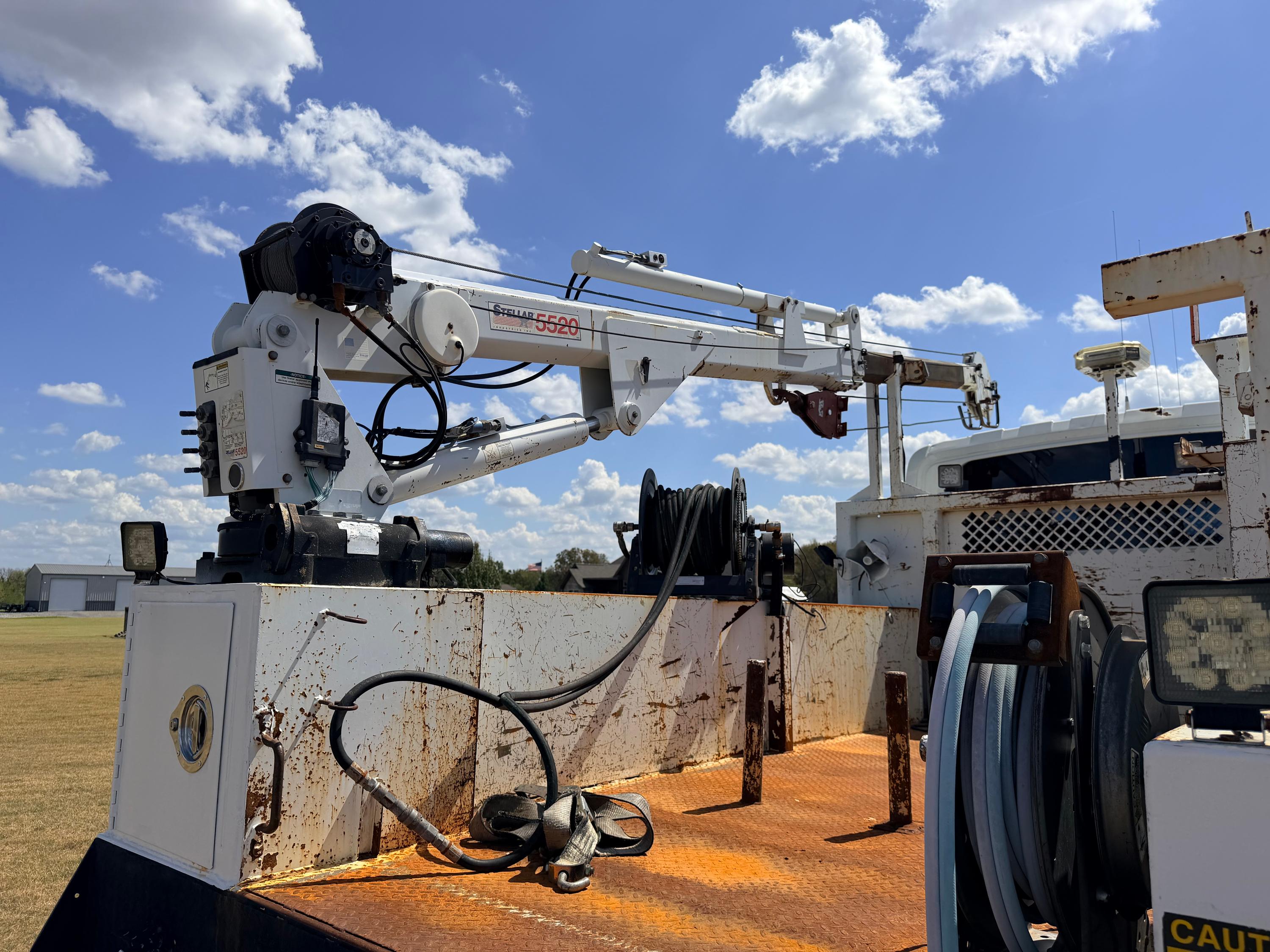 2010 International WorkStar 7400 Crew Cab Hi-Rail - image 25