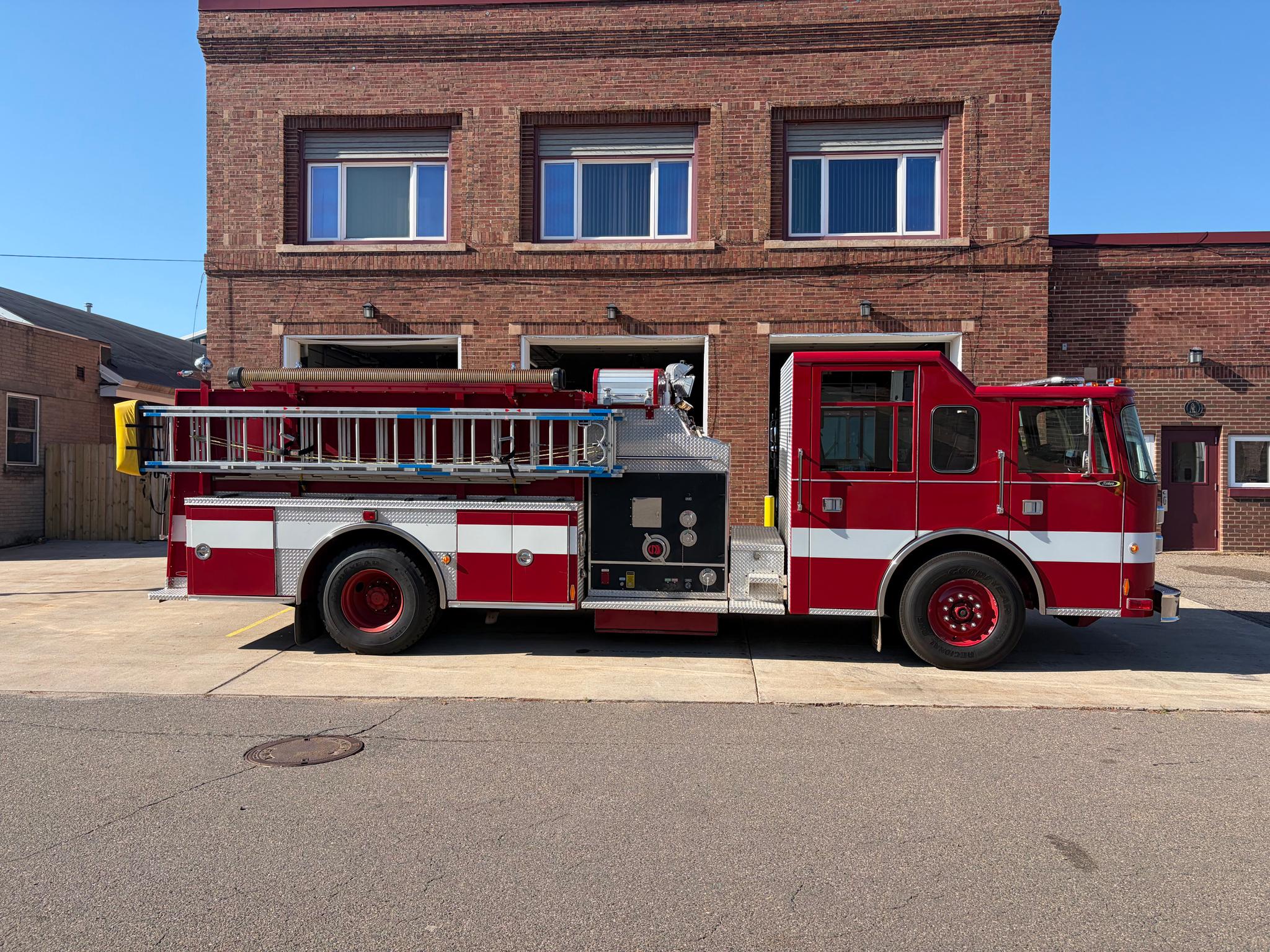 1995 Pierce Pumper - image 4