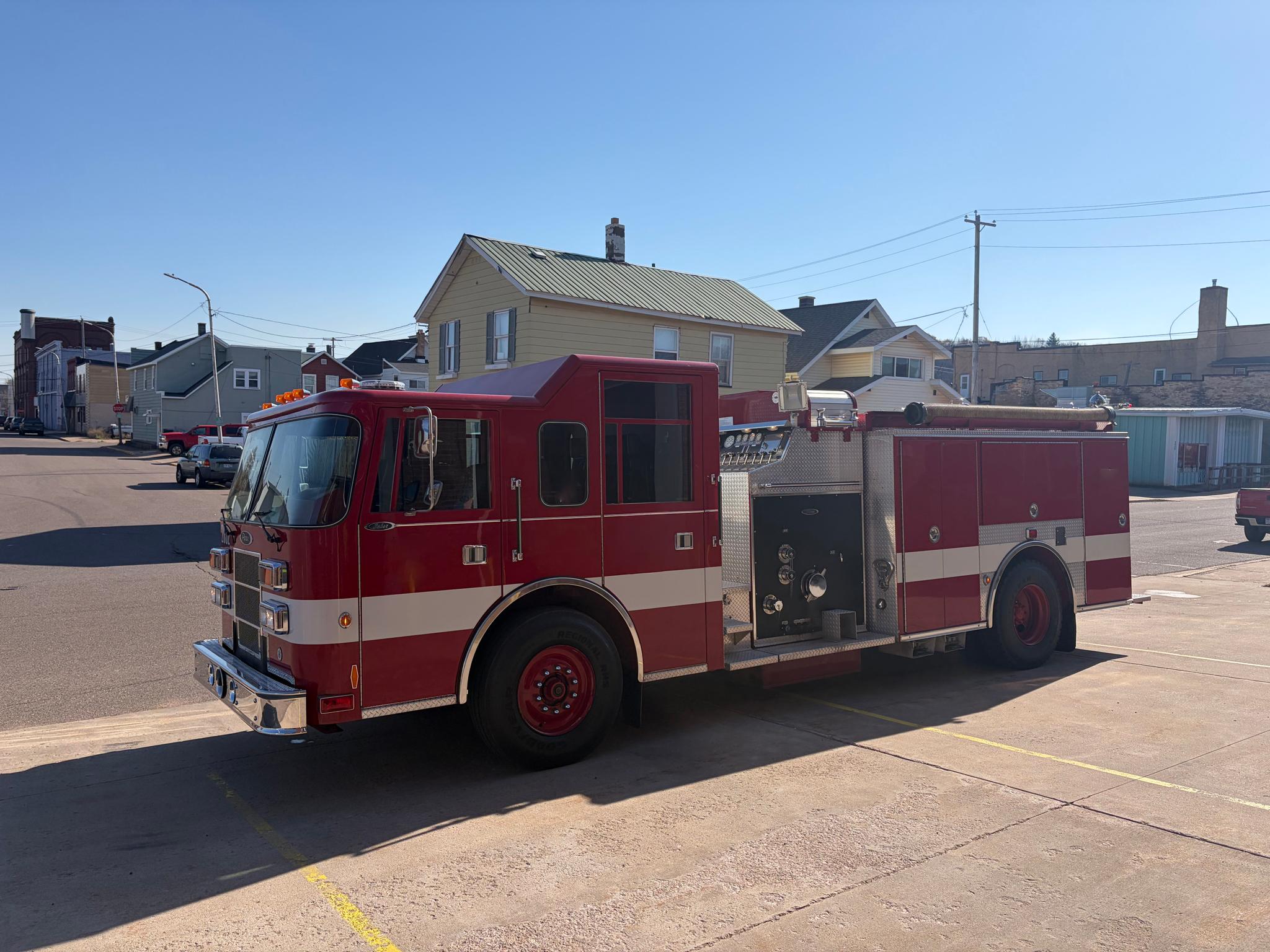 1995 Pierce Pumper - image 1