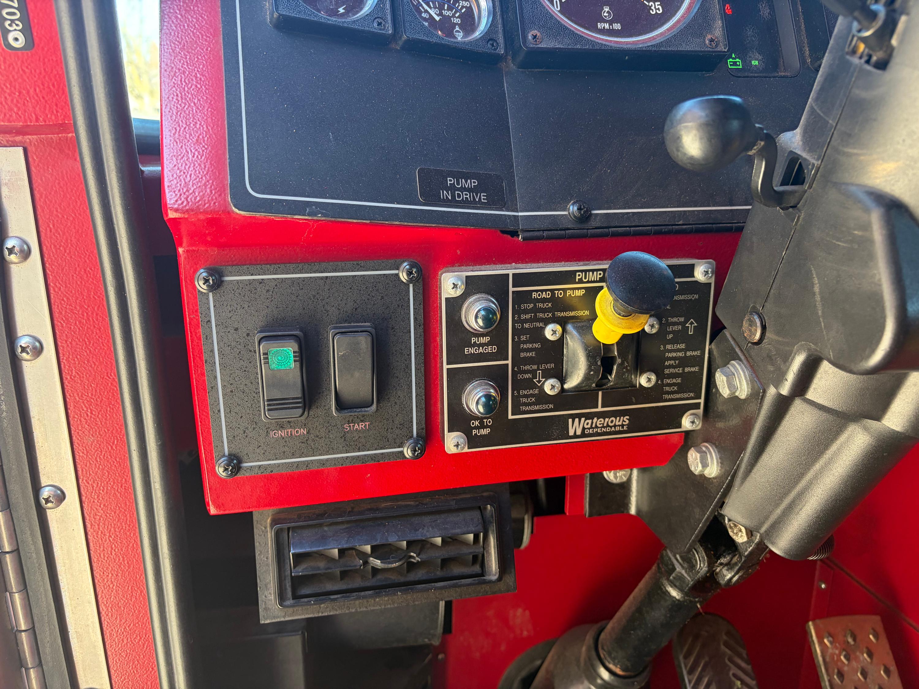 1995 Pierce Pumper - image 23