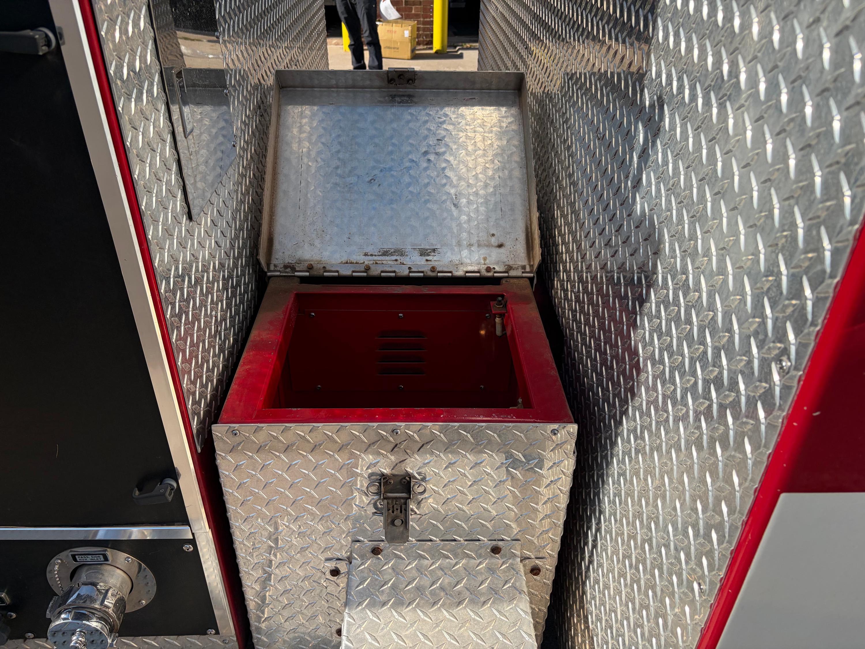 1995 Pierce Pumper - image 37