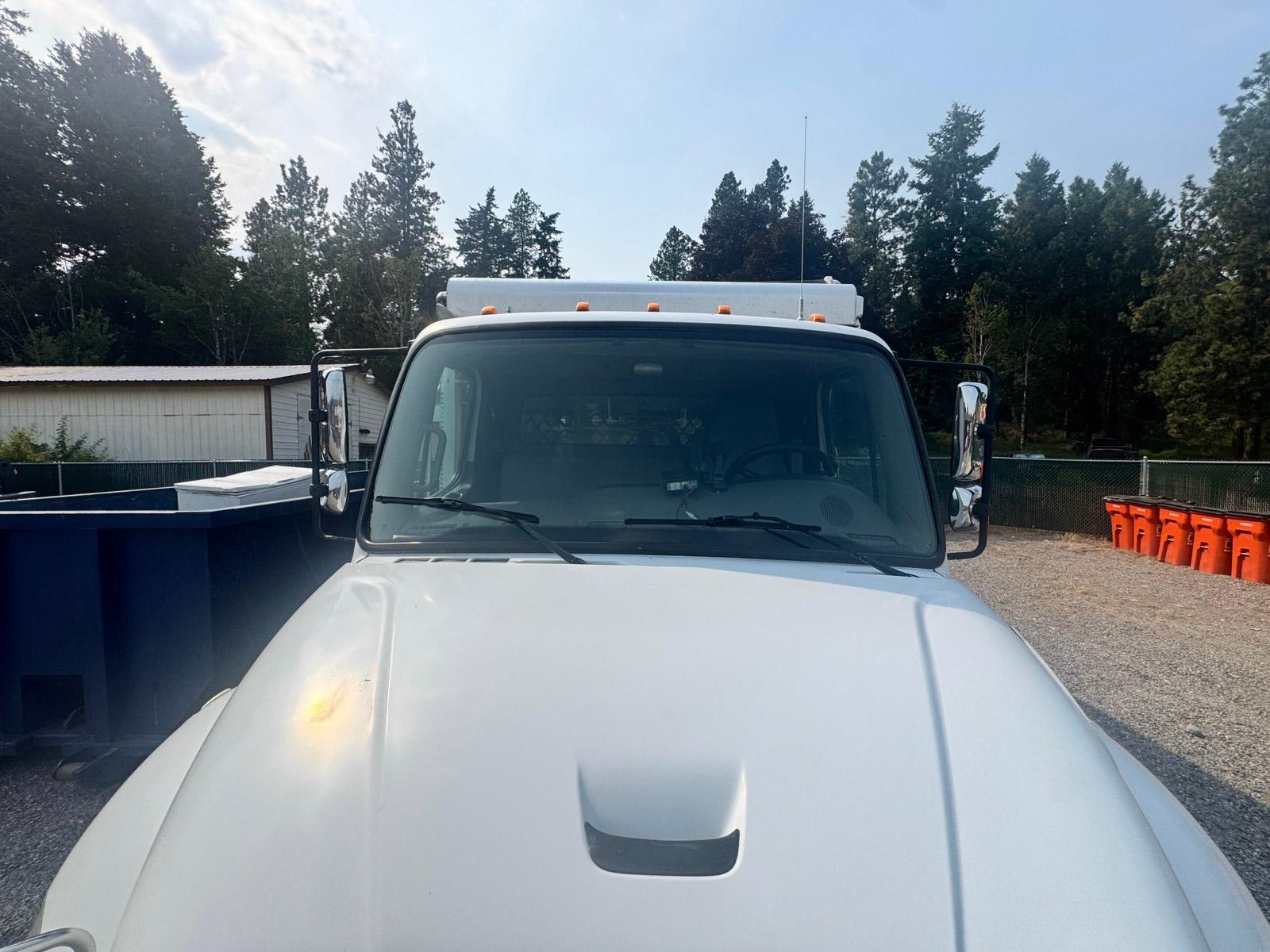 2010 Freightliner M2 Dump Truck - image 1