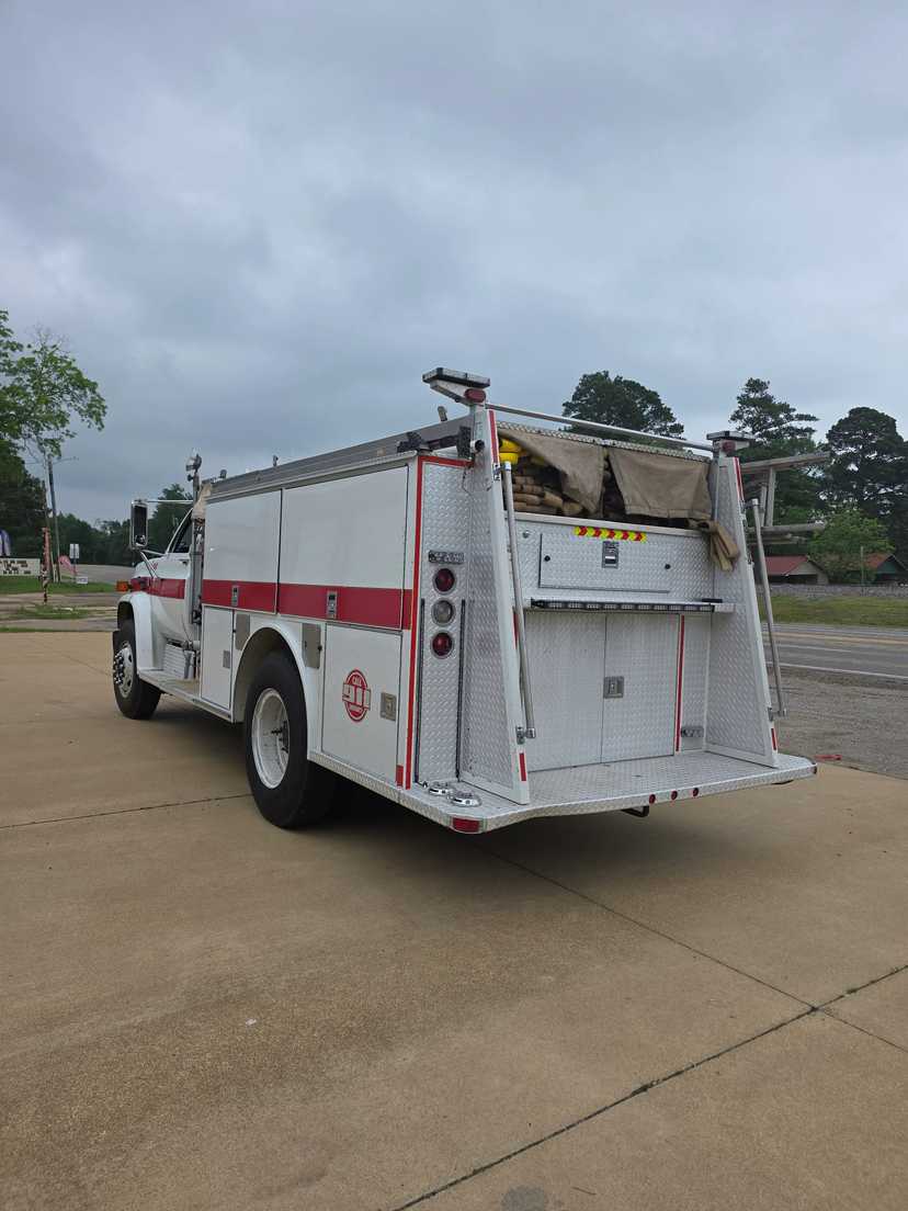 1985 GMC Pumper — photo 4