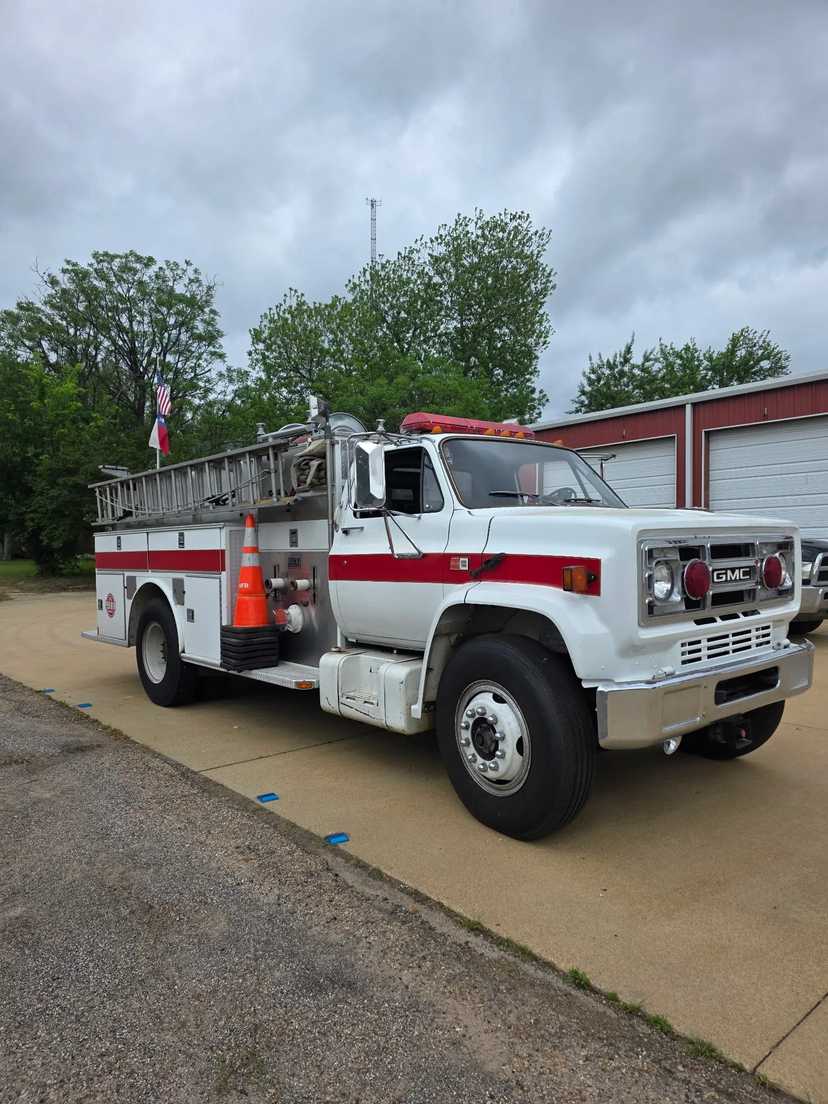 1985 GMC Pumper — photo 2