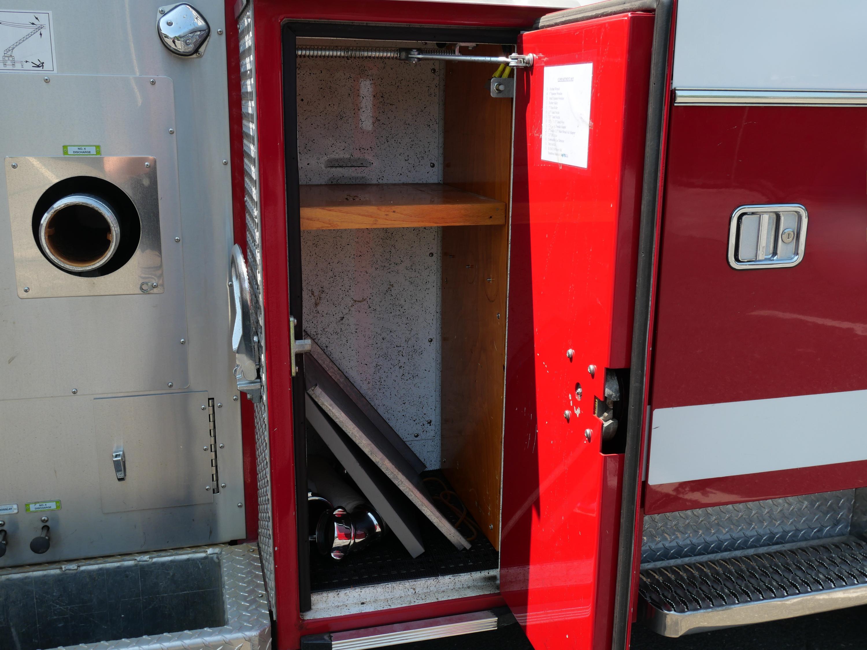 1999 American LaFrance LTI 100' Aerial - image 27