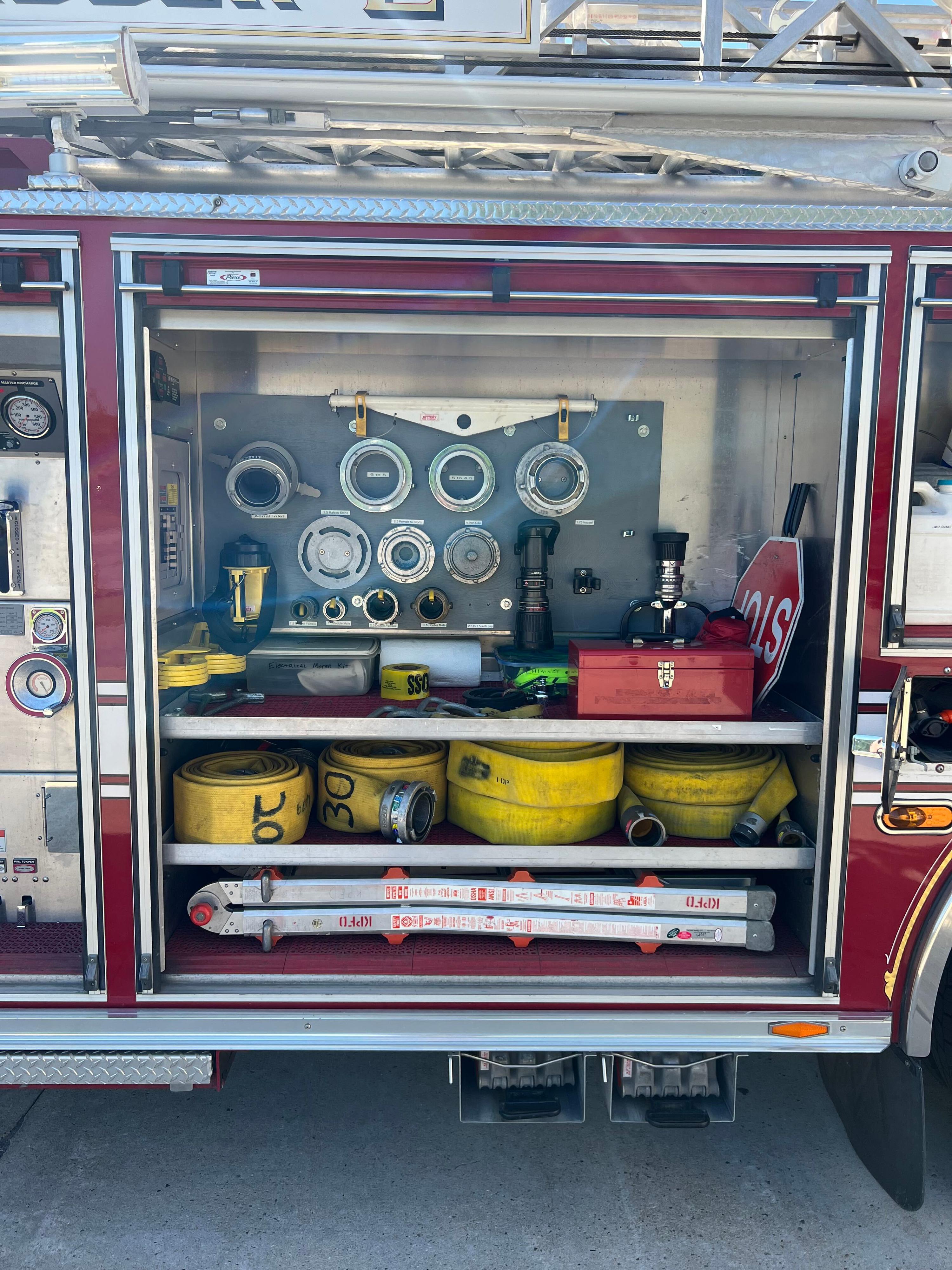 2009 Pierce 75' Aerial - image 22