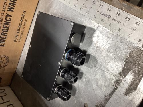 1635547 - LOGIC BOX WITH PC BOARD