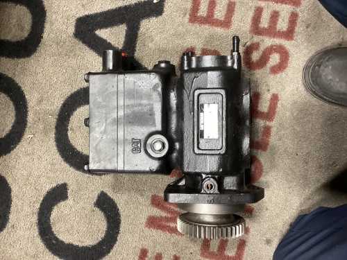 20R-5604 - AIR BRAKE COMPRESSOR (CAT)